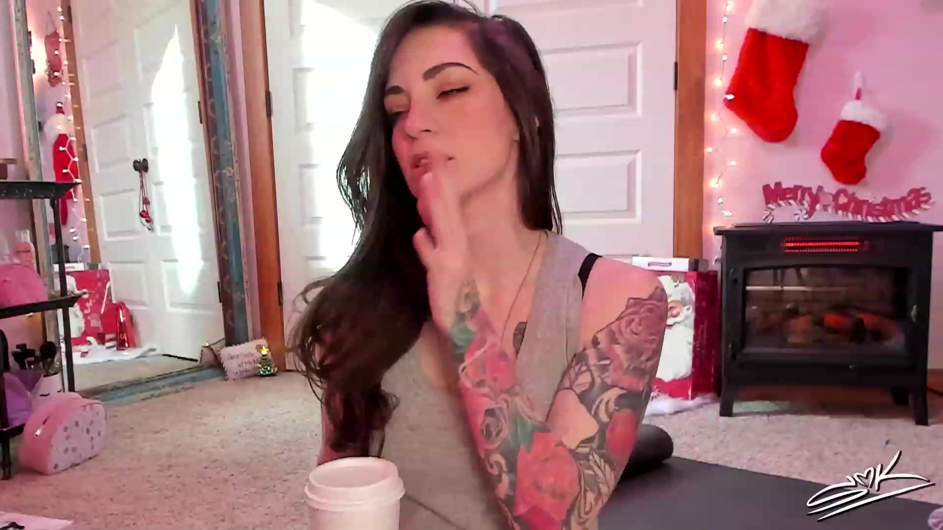Gallery image thumbnail from SMKitties's myfreecams stream on, 12/07/2022, 19:30 image 1 of 20