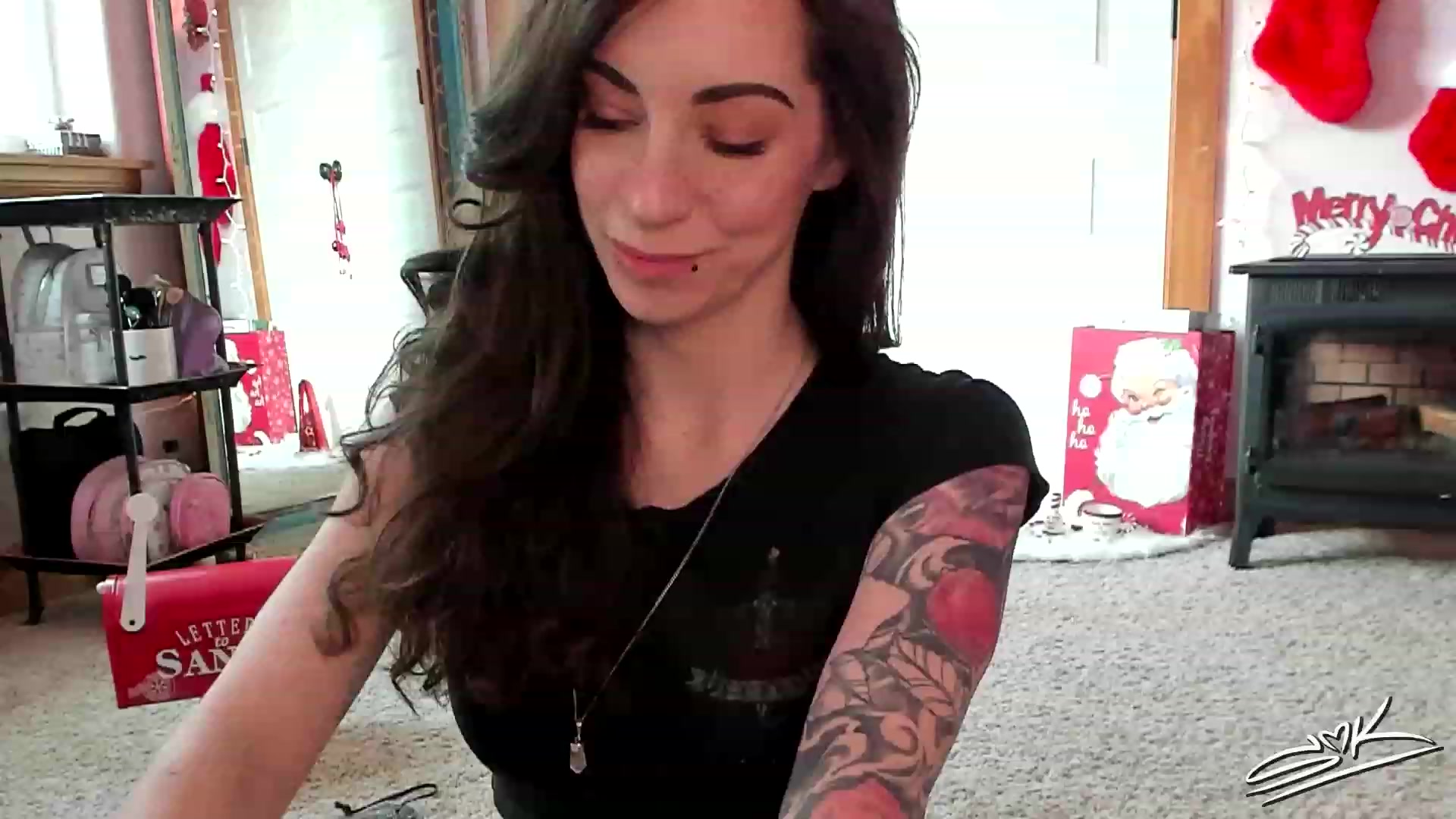 Gallery image thumbnail from SMKitties's myfreecams stream on, 12/09/2022, 19:49 image 16 of 20