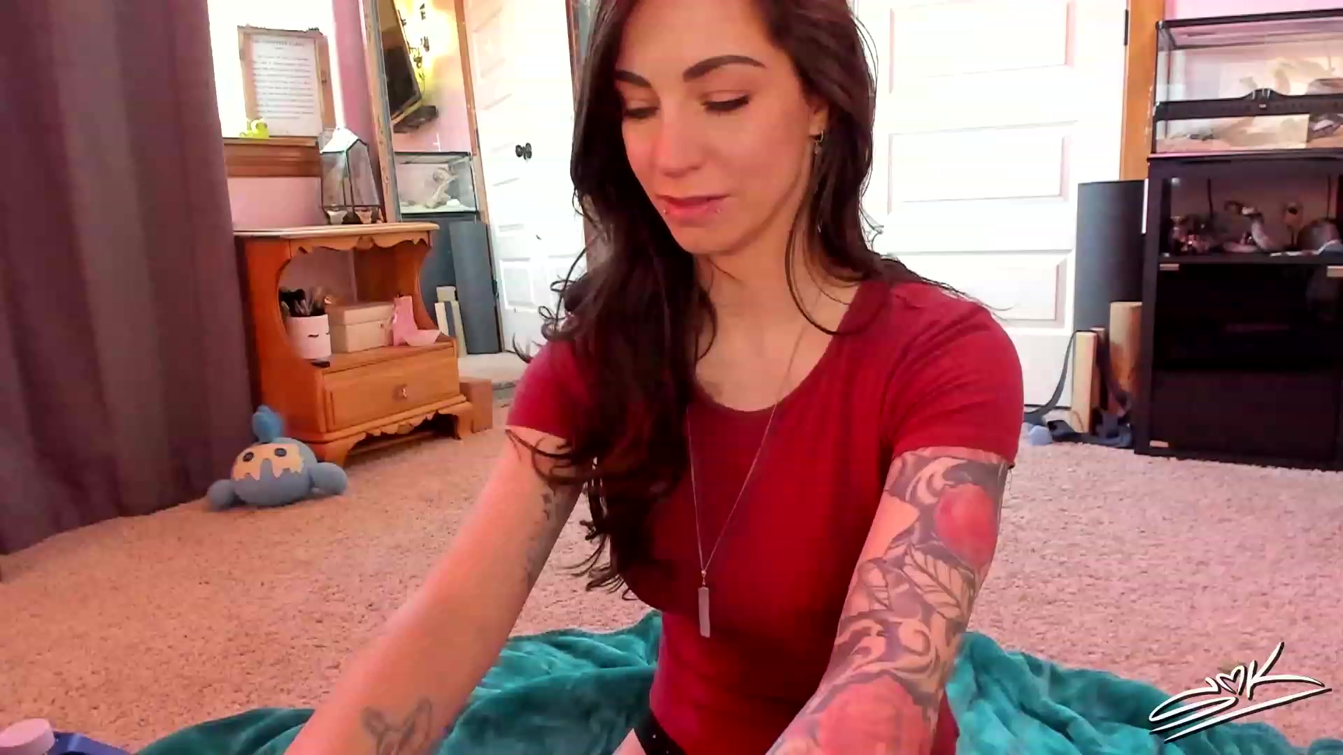 Gallery image thumbnail from SMKitties's myfreecams stream on, 02/24/2023, 18:29 image 6 of 20