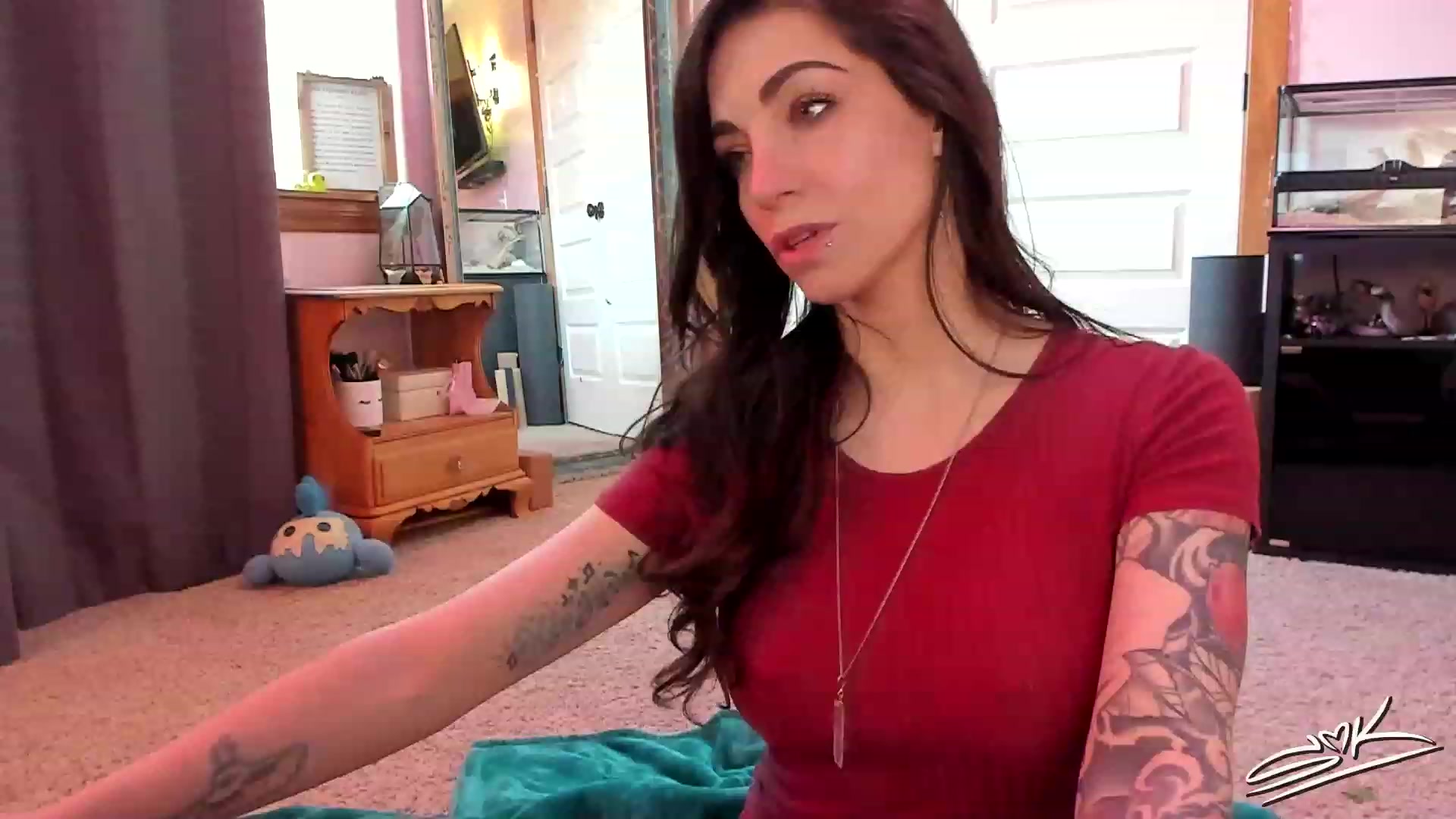 Gallery image thumbnail from SMKitties's myfreecams stream on, 02/24/2023, 18:29 image 10 of 20