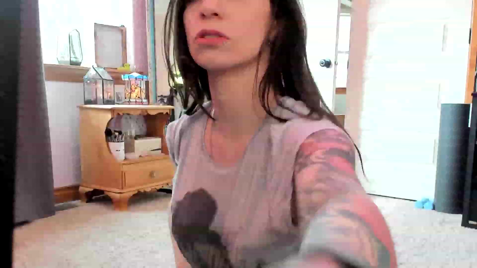 Gallery image thumbnail from SMKitties's myfreecams stream on, 03/20/2023, 21:00 image 19 of 20