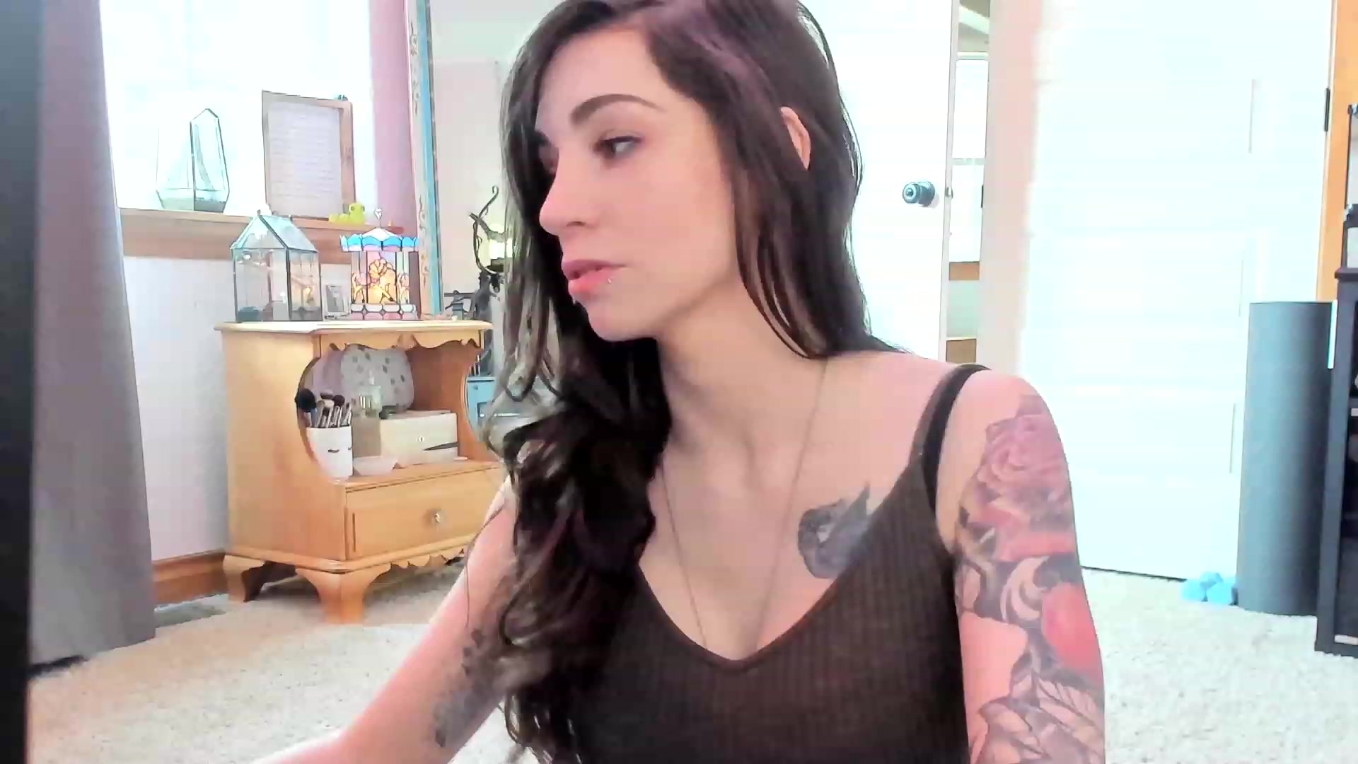 Gallery image thumbnail from SMKitties's myfreecams stream on, 03/20/2023, 21:00 image 9 of 20