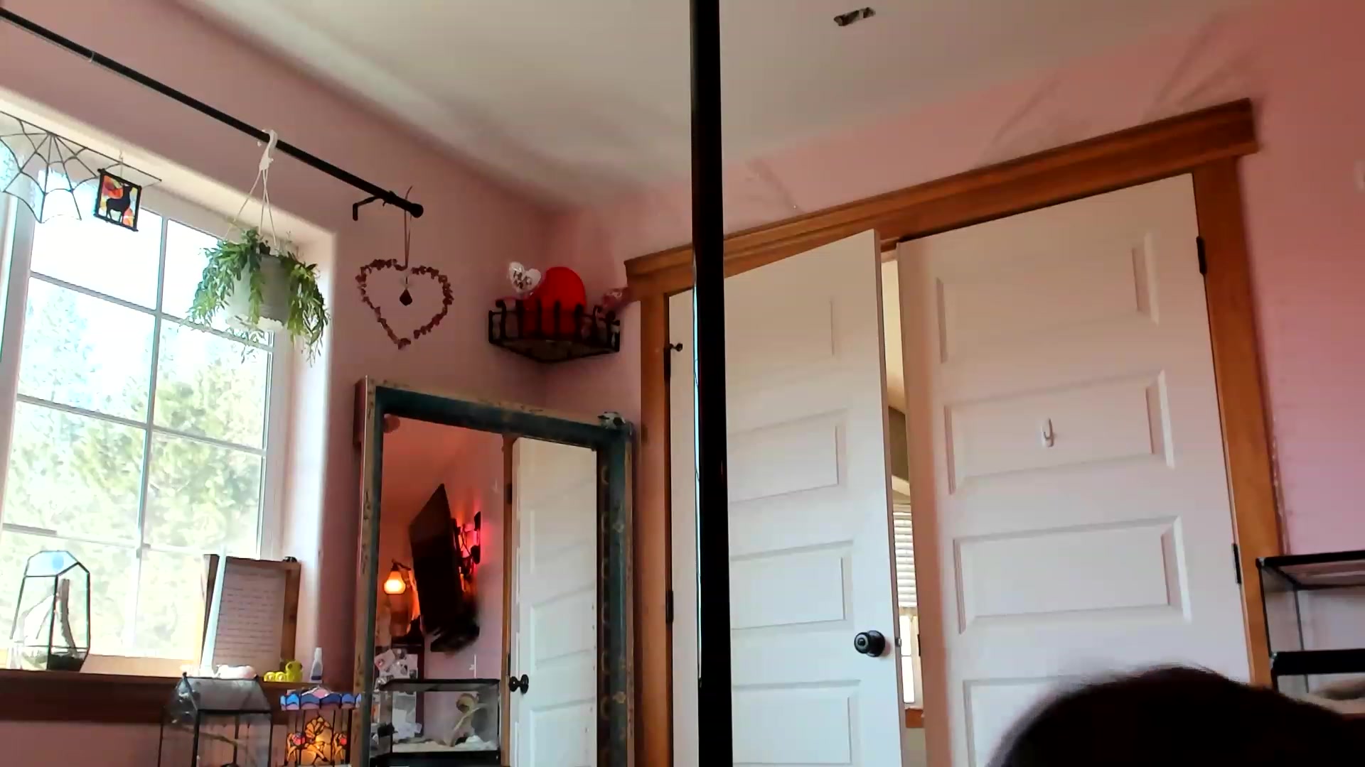 Gallery image thumbnail from SMKitties's myfreecams stream on, 03/21/2023, 20:05 image 6 of 20