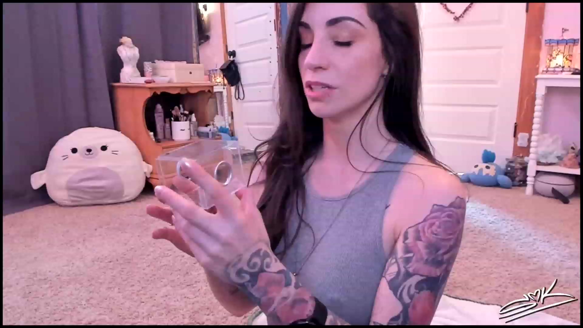 Gallery image thumbnail from SMKitties's myfreecams stream on, 05/11/2023, 23:59 image 17 of 20