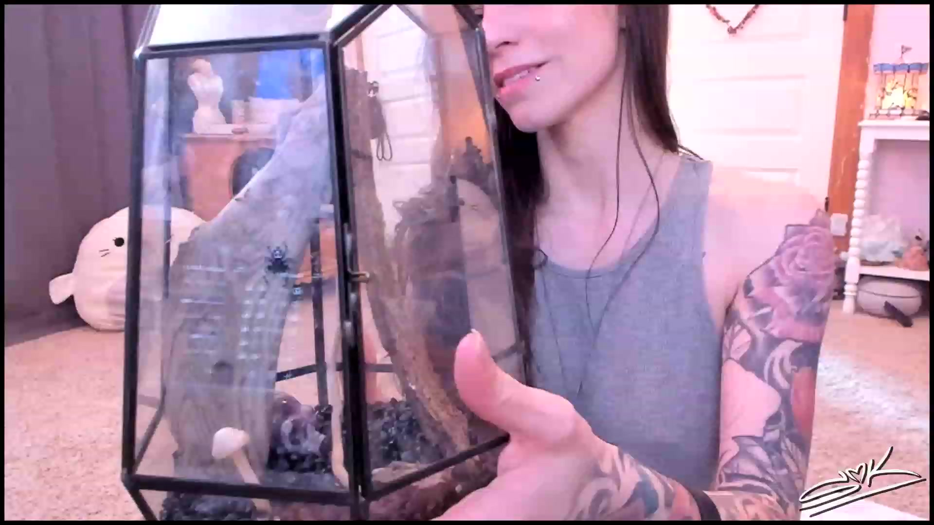 Gallery image thumbnail from SMKitties's myfreecams stream on, 05/11/2023, 23:59 image 19 of 20