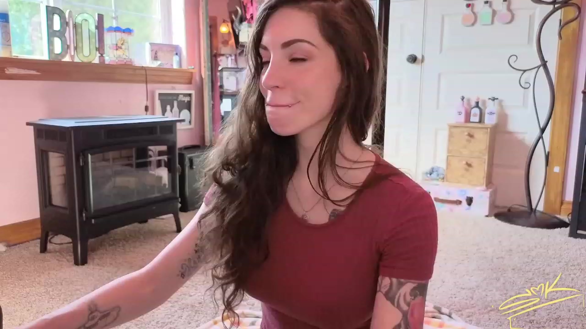 Gallery image thumbnail from SMKitties's myfreecams stream on, 09/25/2023, 20:37 image 2 of 20