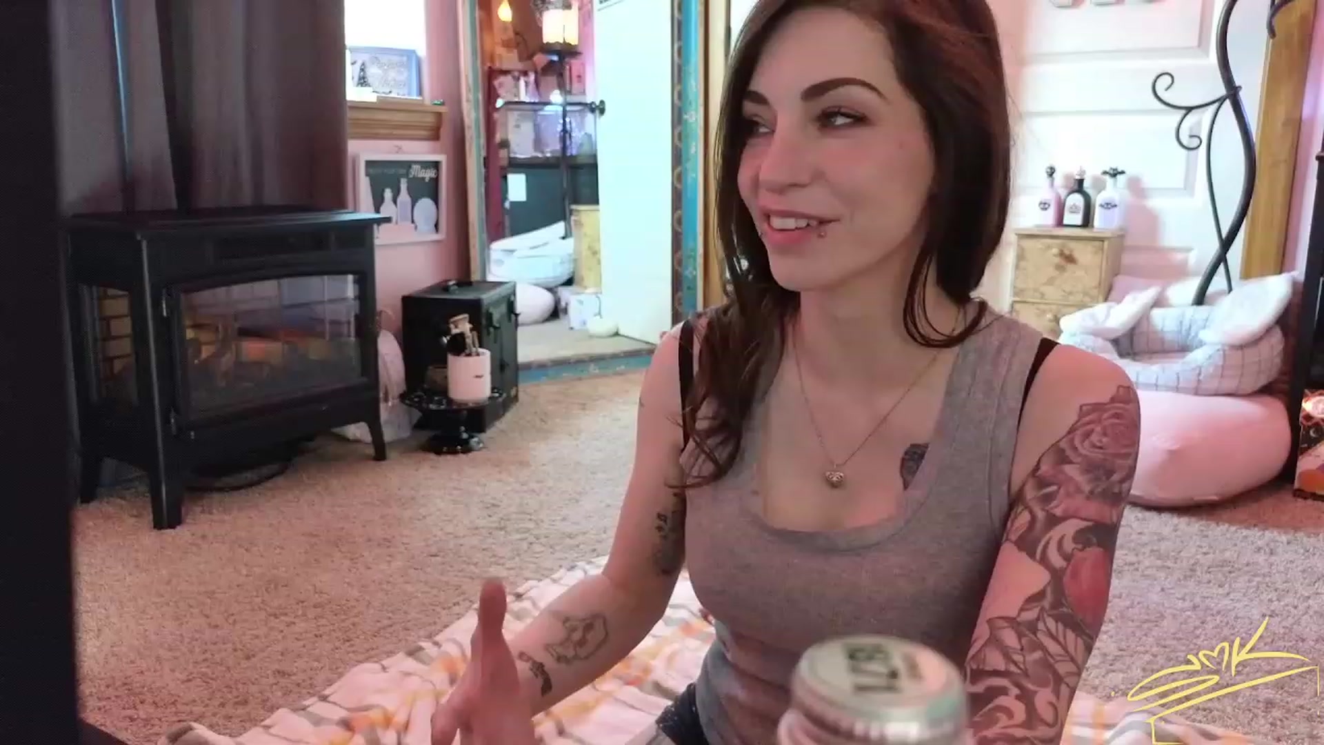 Gallery image thumbnail from SMKitties's myfreecams stream on, 09/28/2023, 18:17 image 17 of 20