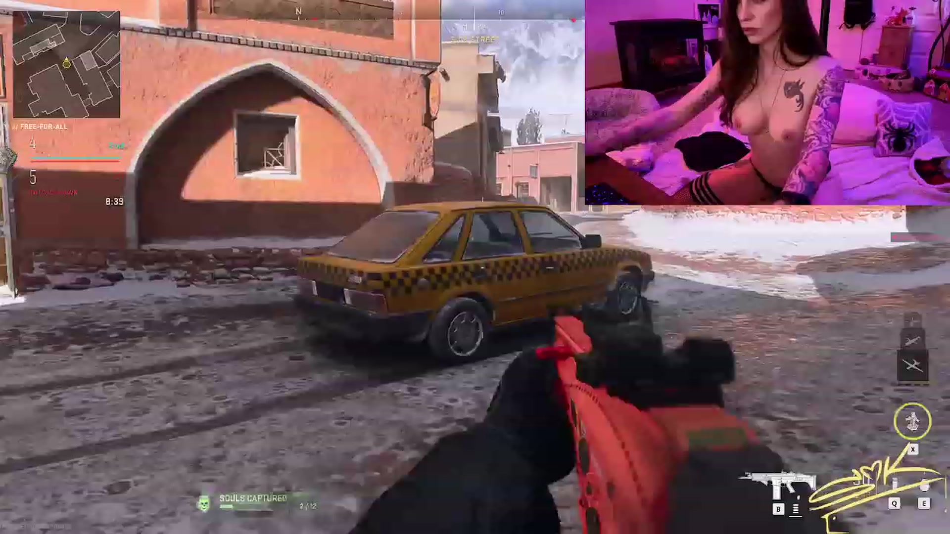 Gallery image thumbnail from SMKitties's myfreecams stream on, 10/23/2023, 03:14 image 16 of 20