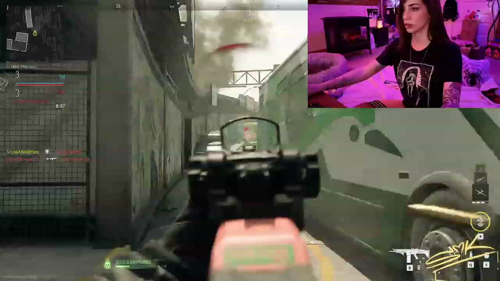 Gallery image thumbnail from SMKitties's myfreecams stream on, 10/23/2023, 03:14 image 12 of 20