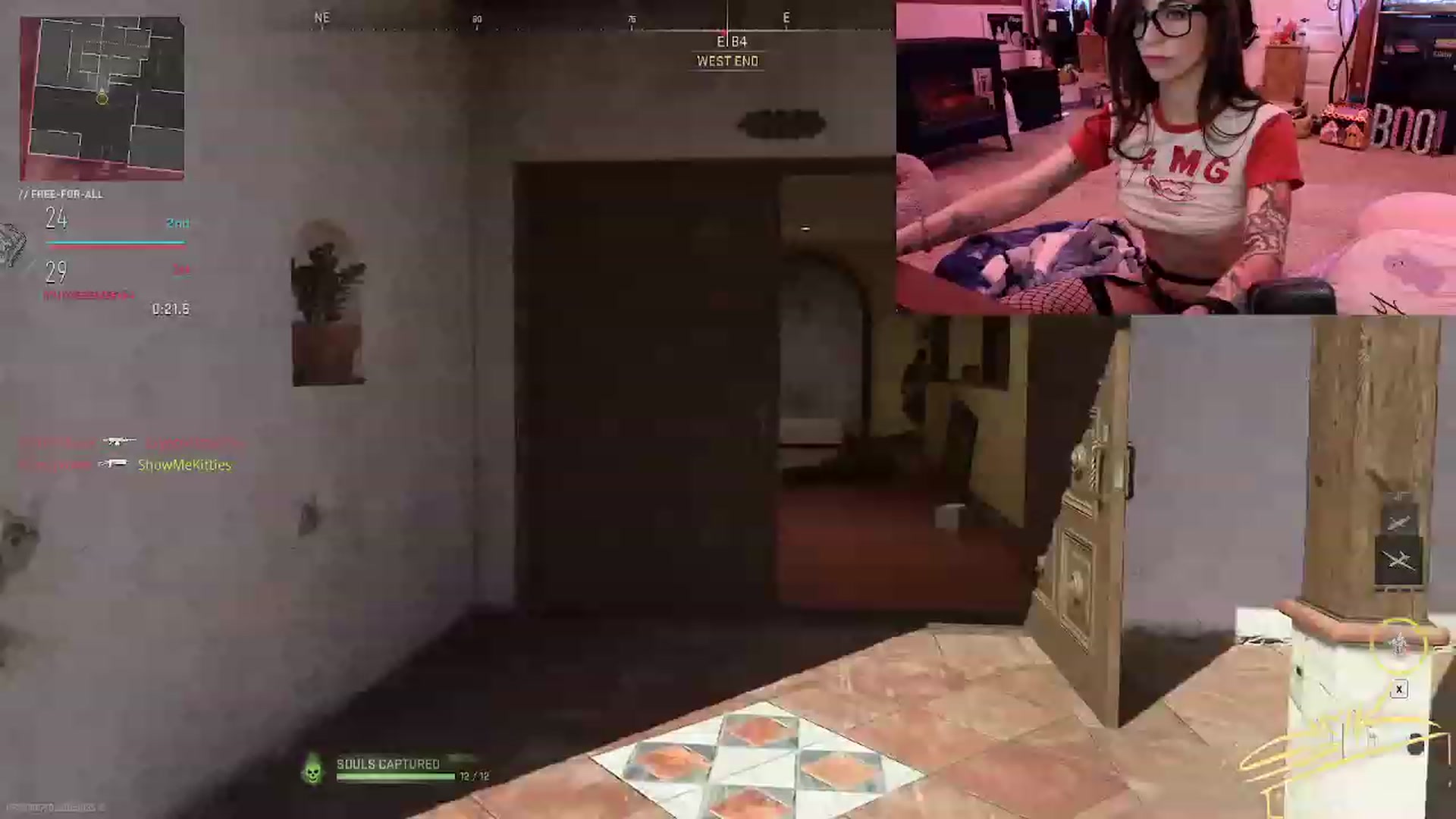 Gallery image thumbnail from SMKitties's myfreecams stream on, 10/23/2023, 21:00 image 12 of 20