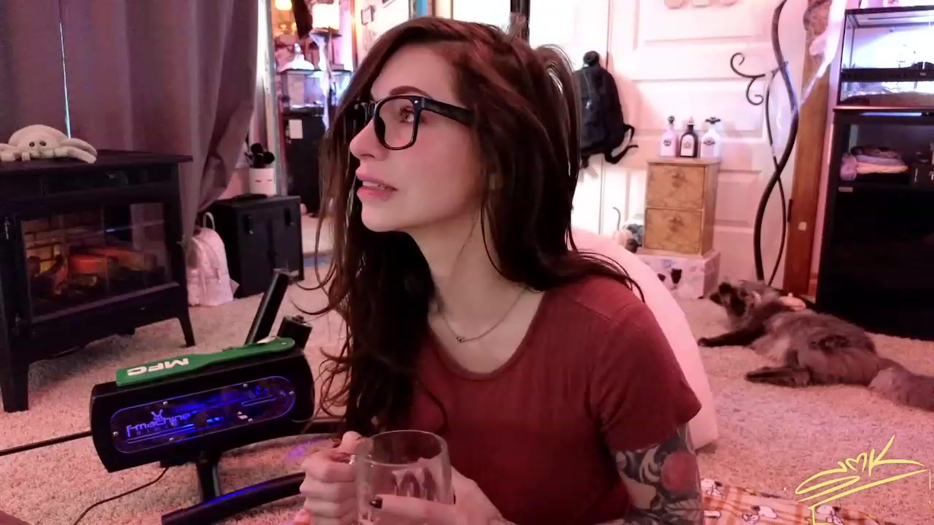 Gallery image thumbnail from SMKitties's myfreecams stream on, 10/27/2023, 19:14 image 11 of 20