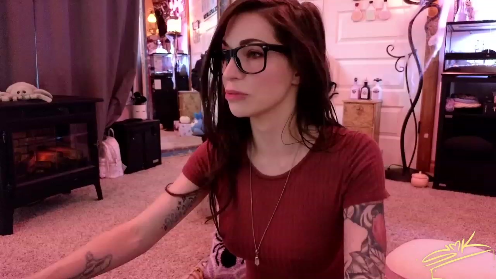 Gallery image thumbnail from SMKitties's myfreecams stream on, 10/27/2023, 19:14 image 6 of 20