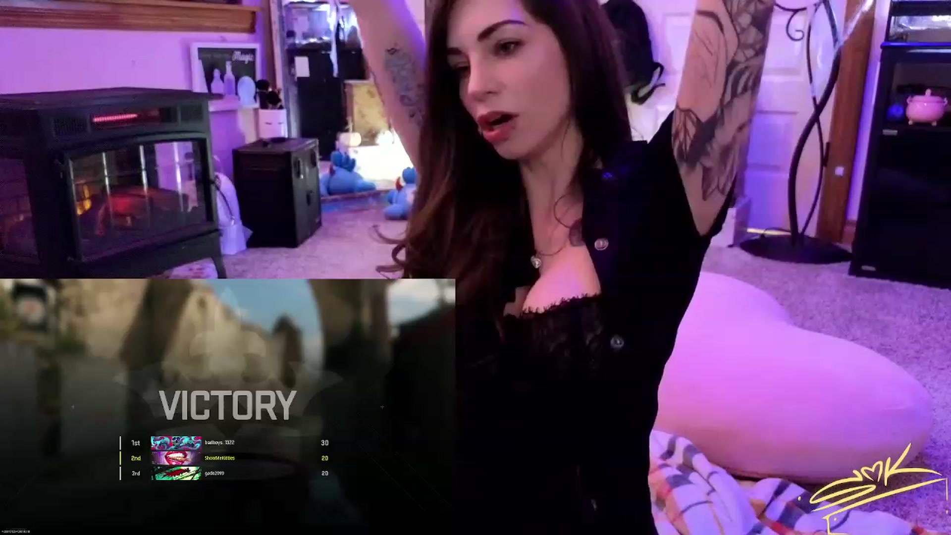 Gallery image thumbnail from SMKitties's myfreecams stream on, 10/30/2023, 20:27 image 1 of 20