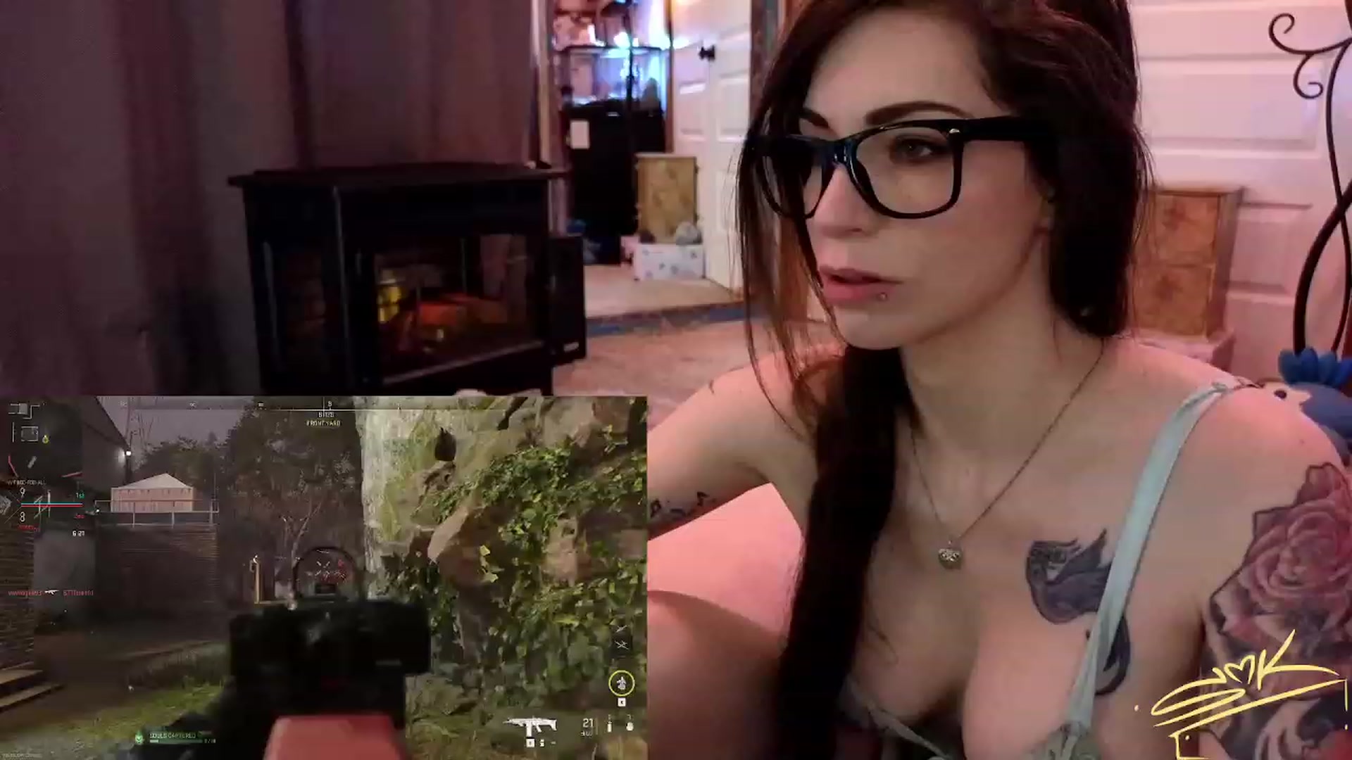 Gallery image thumbnail from SMKitties's myfreecams stream on, 11/03/2023, 18:30 image 19 of 20