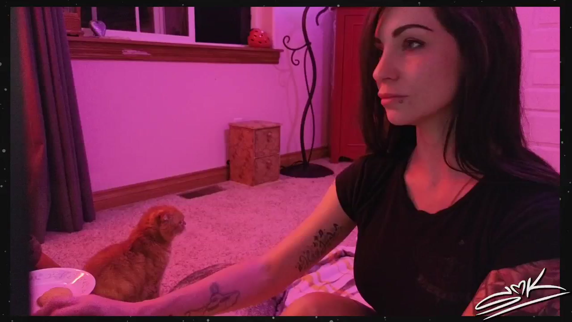 Gallery image thumbnail from SMKitties's myfreecams stream on, 06/21/2024, 06:43 image 5 of 20