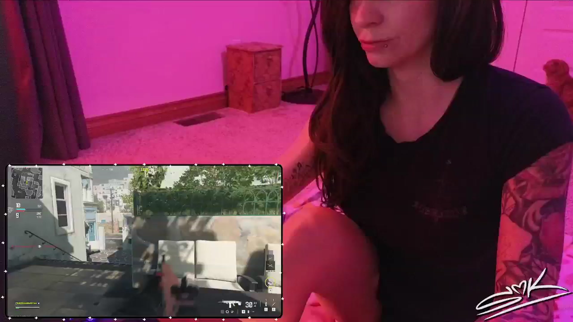 Gallery image thumbnail from SMKitties's myfreecams stream on, 06/21/2024, 06:43 image 14 of 20