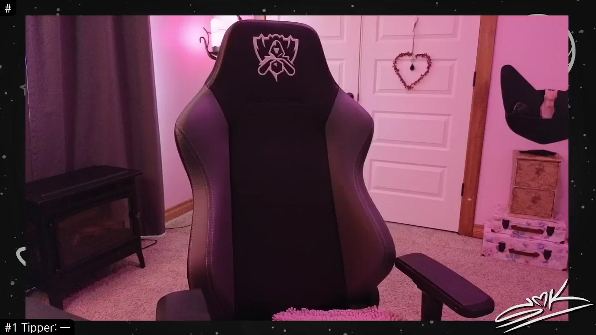 Gallery image thumbnail from SMKitties's myfreecams stream on, 07/06/2024, 20:44 image 20 of 20