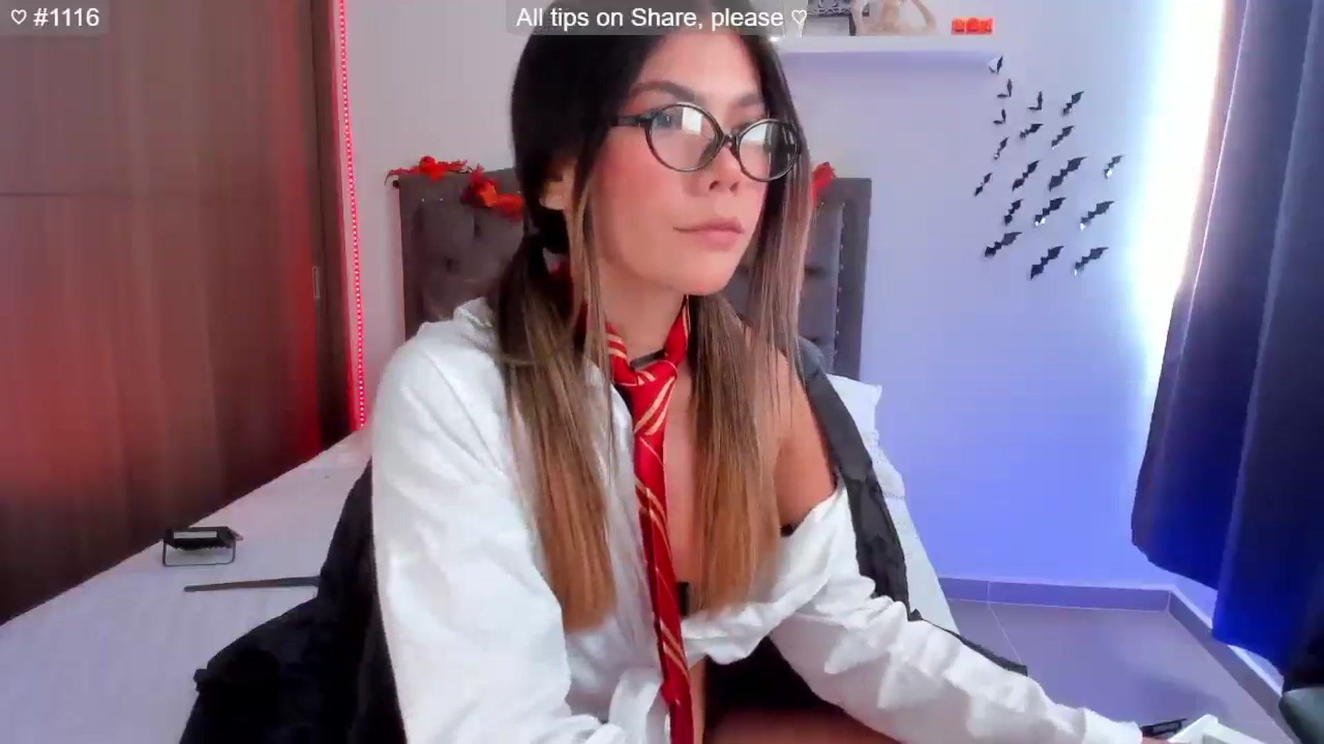 Gallery image thumbnail from SOF__'s myfreecams stream on, 10/23/2025, 21:36 image 18 of 20