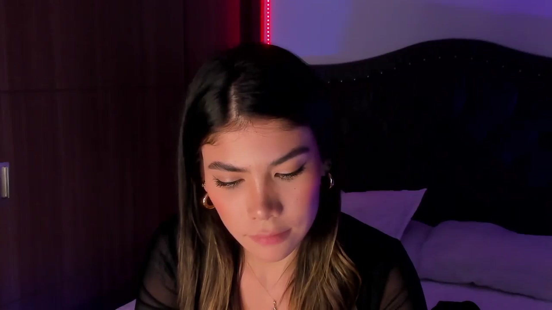Gallery image thumbnail from SOF__'s myfreecams stream on, 11/23/2025, 09:17 image 20 of 20