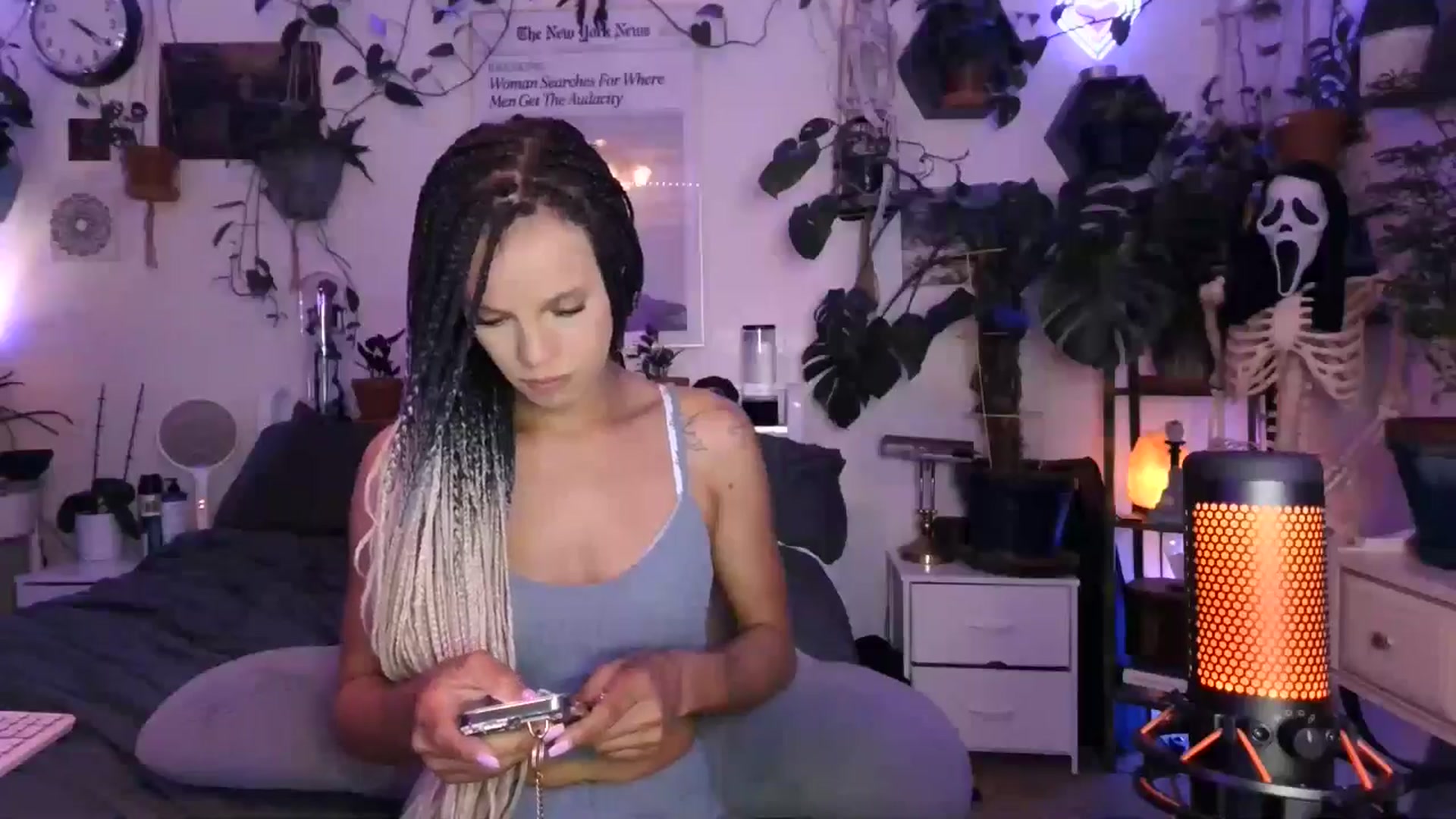 Gallery image thumbnail from SPARKL3S's myfreecams stream on, 09/27/2024, 05:34 image 2 of 20