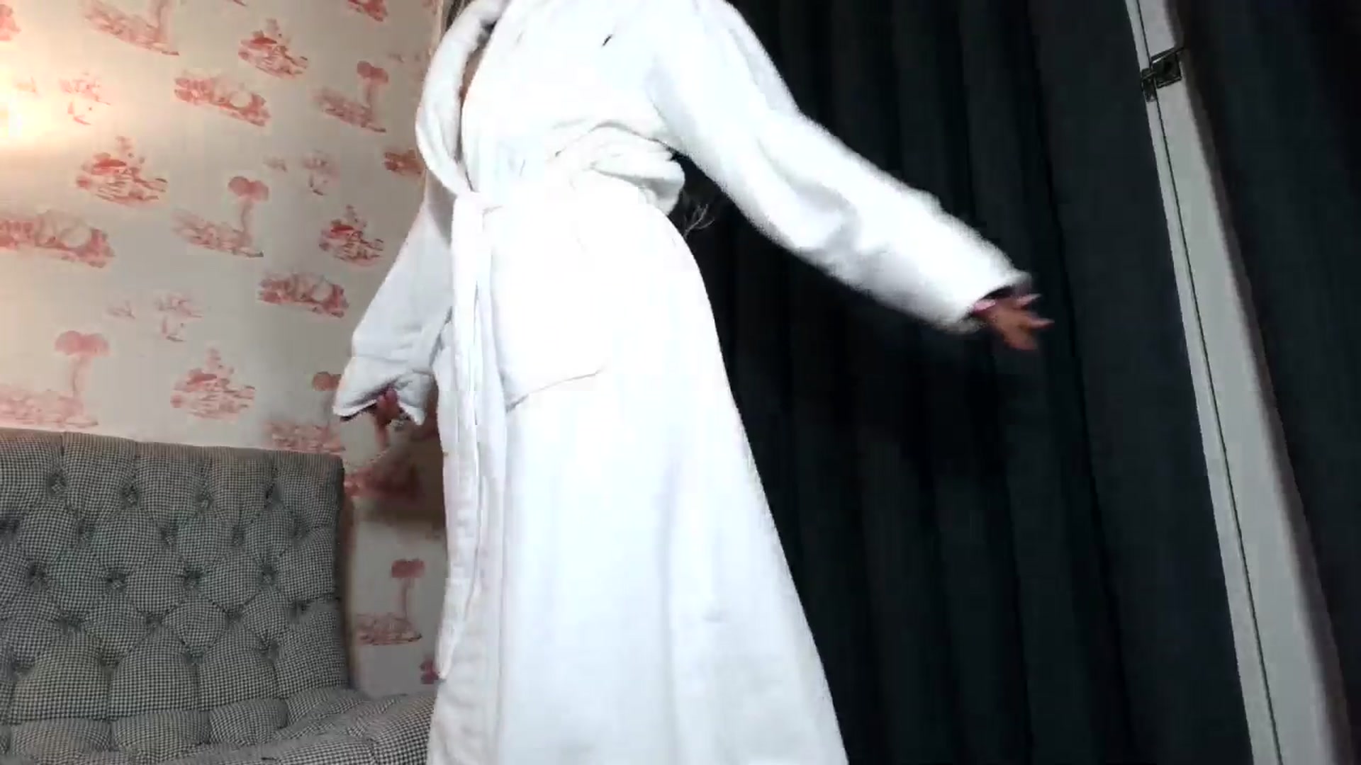 Gallery image thumbnail from SPARKL3S's myfreecams stream on, 09/28/2024, 09:41 image 9 of 20