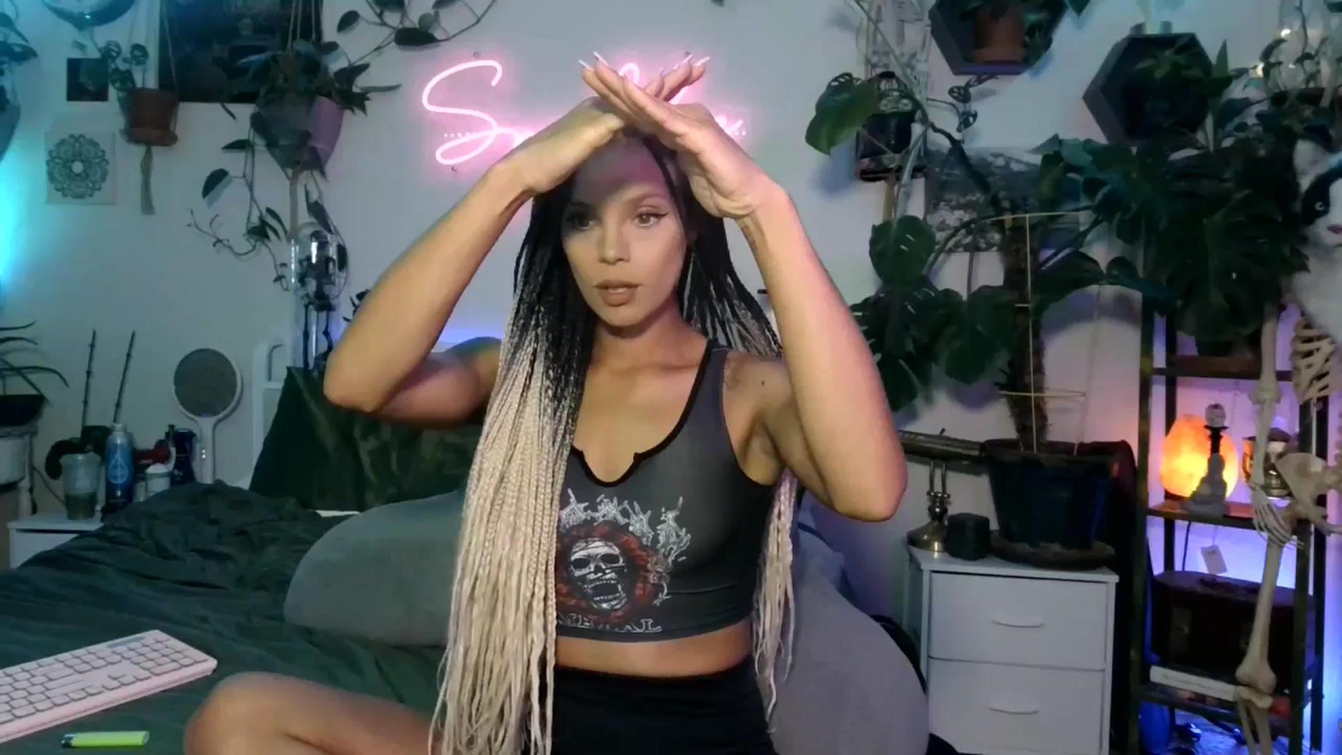 Gallery image thumbnail from SPARKL3S's myfreecams stream on, 10/16/2024, 08:17 image 4 of 20