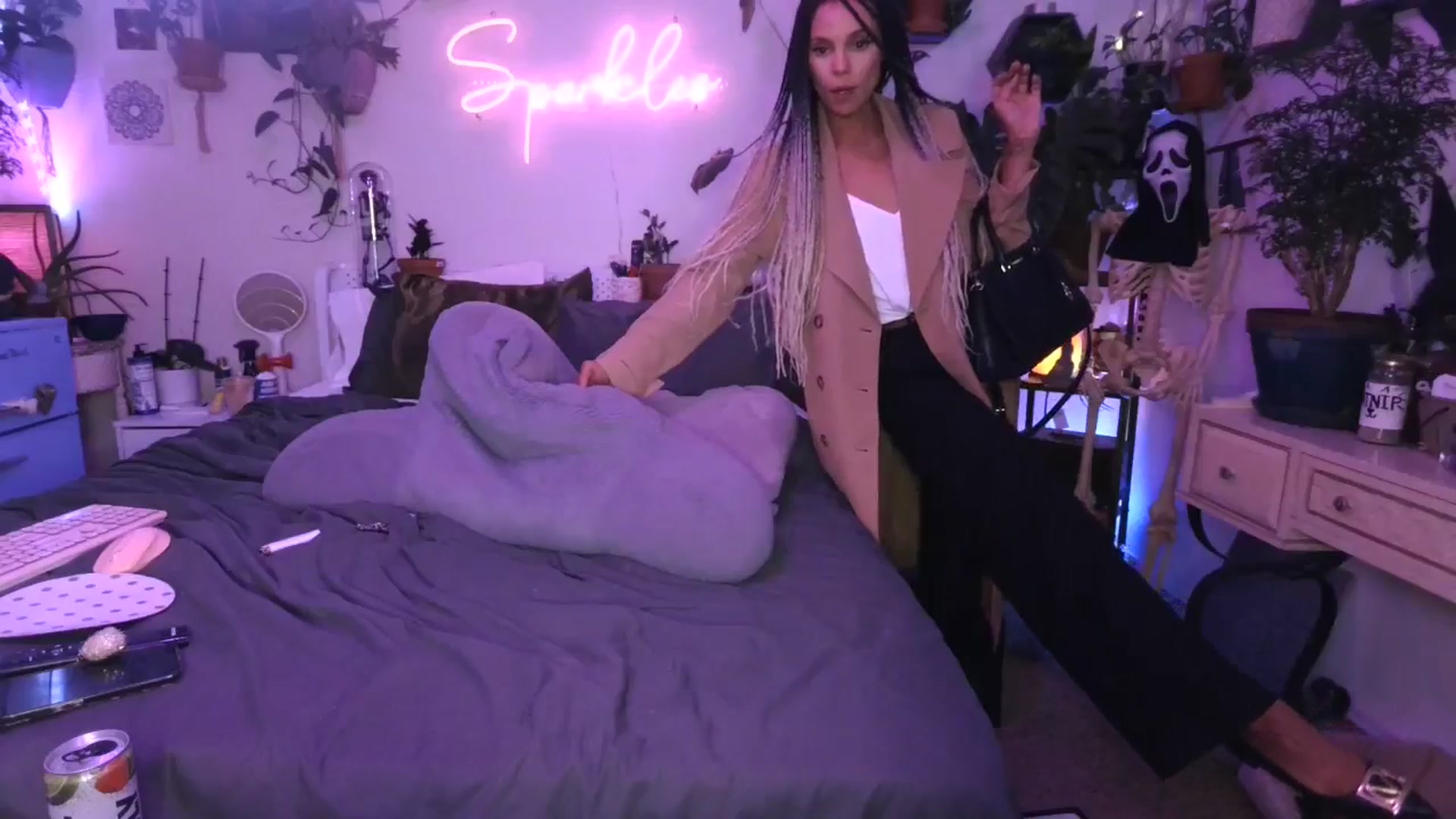 Gallery image thumbnail from SPARKL3S's myfreecams stream on, 10/24/2024, 11:30 image 8 of 20