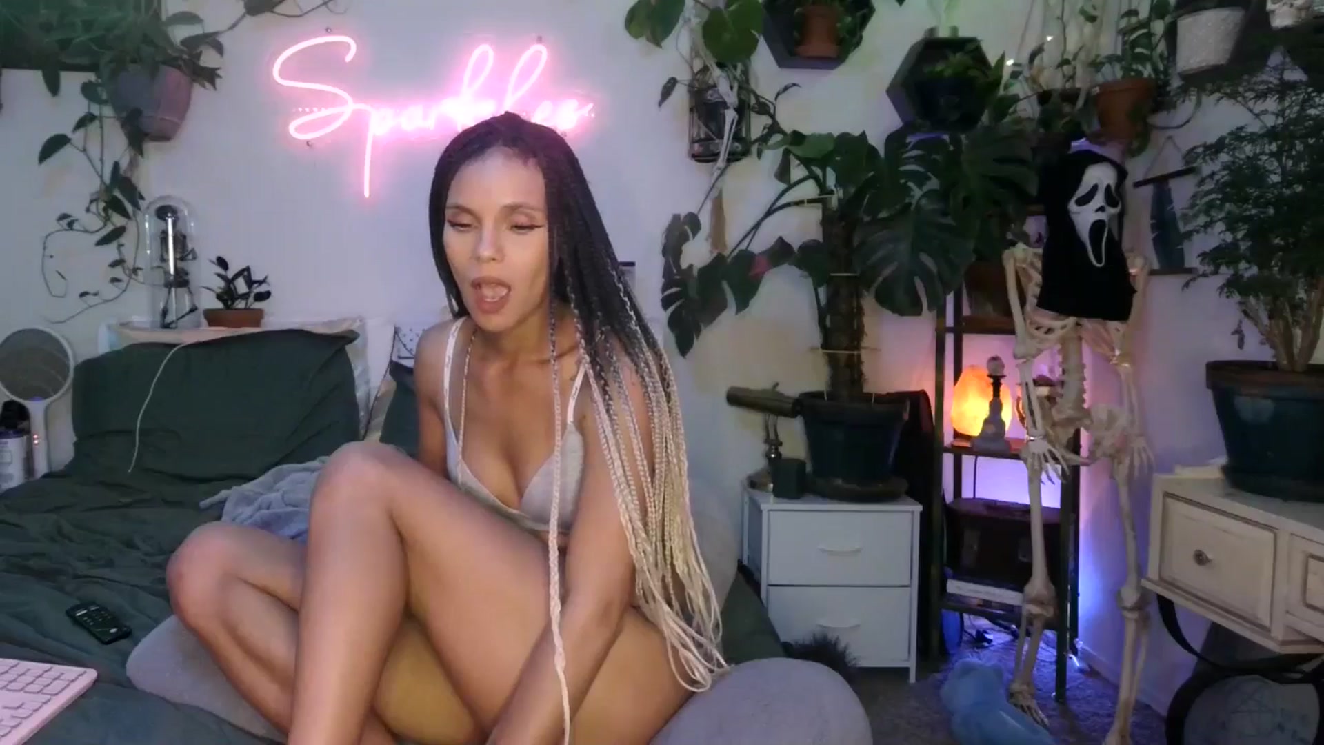 Gallery image thumbnail from SPARKL3S's myfreecams stream on, 11/14/2024, 12:47 image 14 of 20