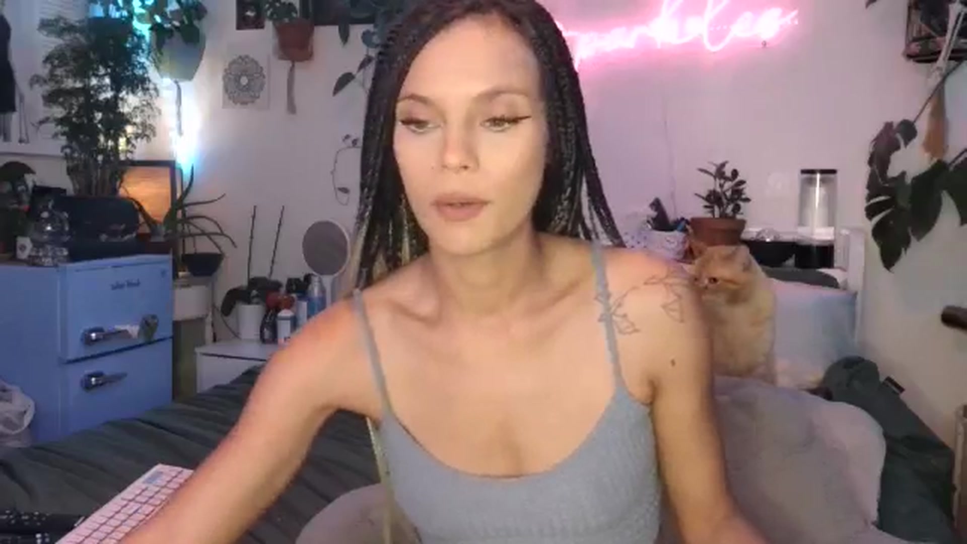 Gallery image thumbnail from SPARKL3S's myfreecams stream on, 11/18/2024, 05:42 image 19 of 20
