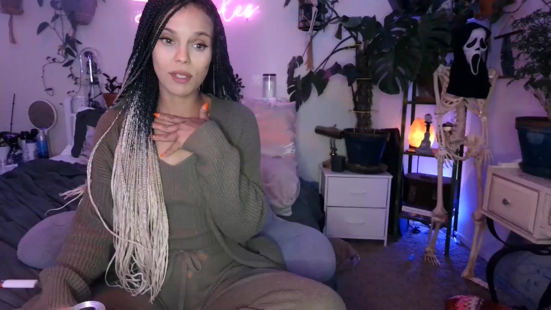 Gallery image thumbnail from SPARKL3S's myfreecams stream on, 11/22/2024, 11:30 image 6 of 20