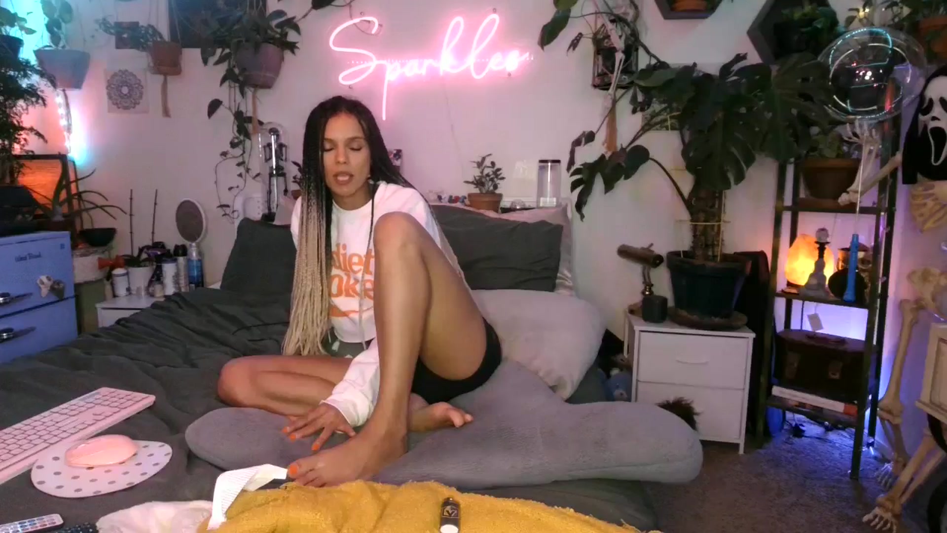 Gallery image thumbnail from SPARKL3S's myfreecams stream on, 12/07/2024, 12:57 image 10 of 20