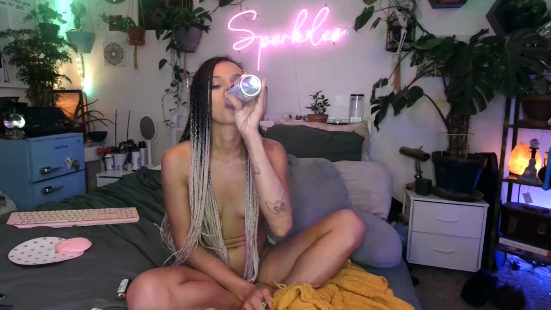 Gallery image thumbnail from SPARKL3S's myfreecams stream on, 12/08/2024, 12:59 image 20 of 20