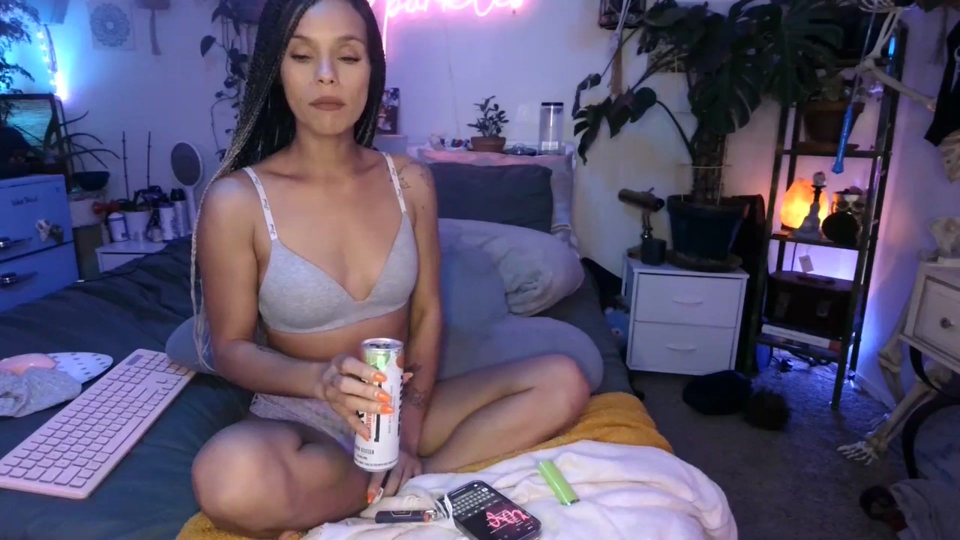 Gallery image thumbnail from SPARKL3S's myfreecams stream on, 12/09/2024, 10:55 image 20 of 20