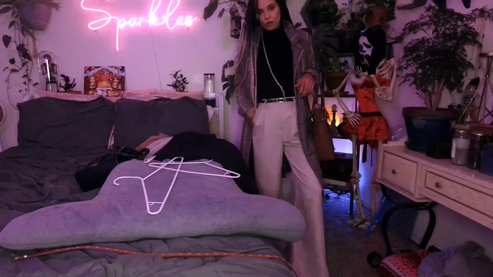 Gallery image thumbnail from SPARKL3S's myfreecams stream on, 12/11/2024, 08:47 image 15 of 20
