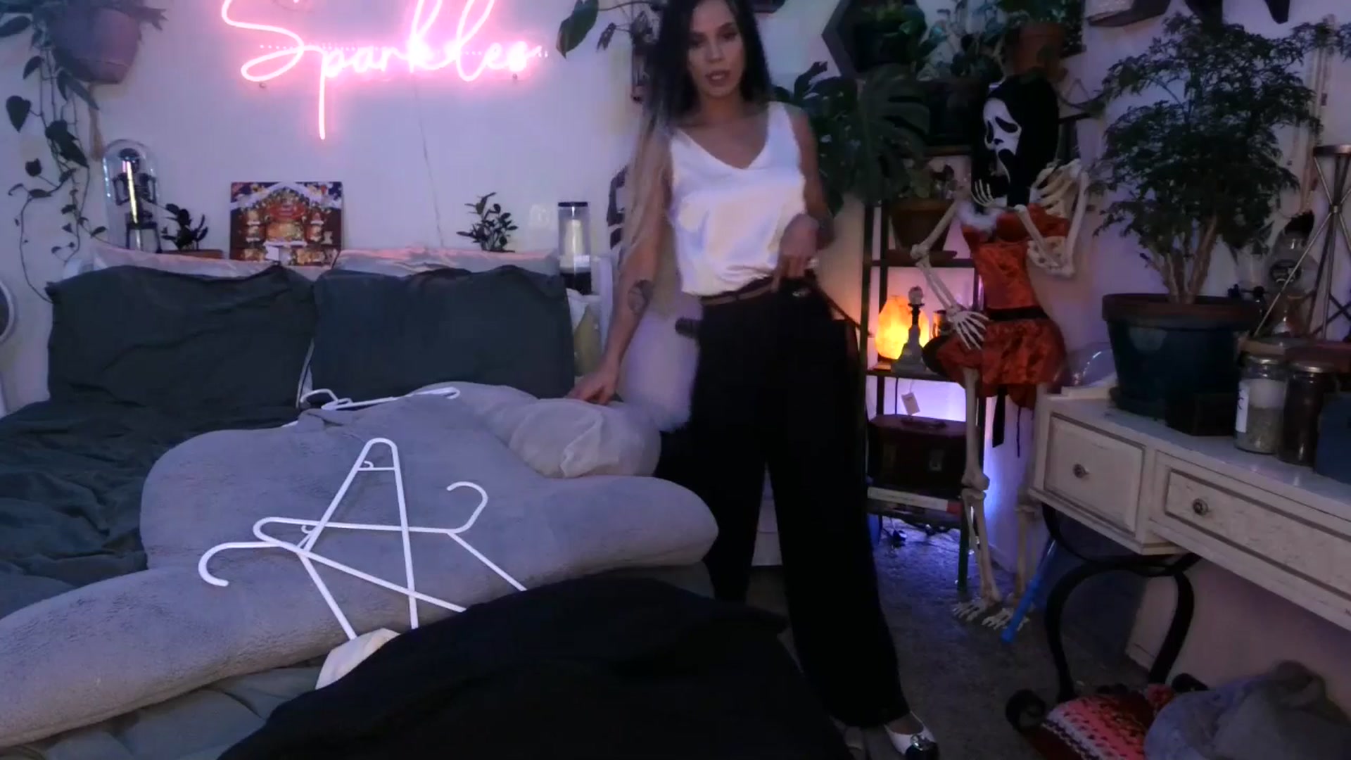 Gallery image thumbnail from SPARKL3S's myfreecams stream on, 12/11/2024, 08:47 image 19 of 20