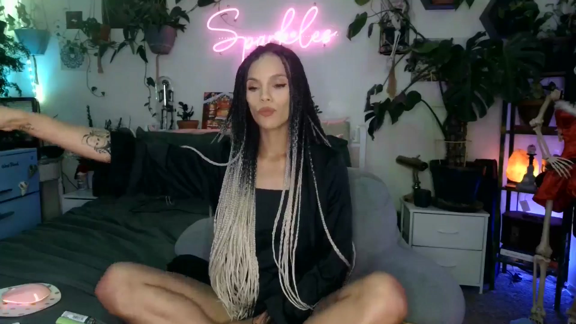 Gallery image thumbnail from SPARKL3S's myfreecams stream on, 12/20/2024, 05:57 image 17 of 20