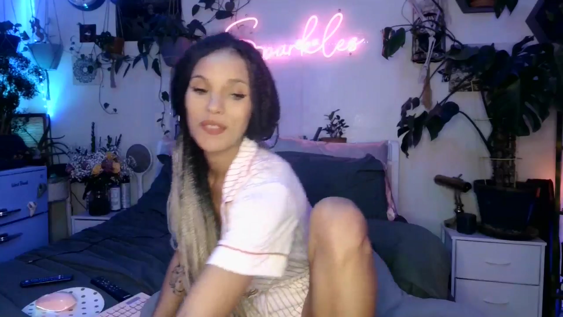 Gallery image thumbnail from SPARKL3S's myfreecams stream on, 12/23/2024, 06:45 image 7 of 20