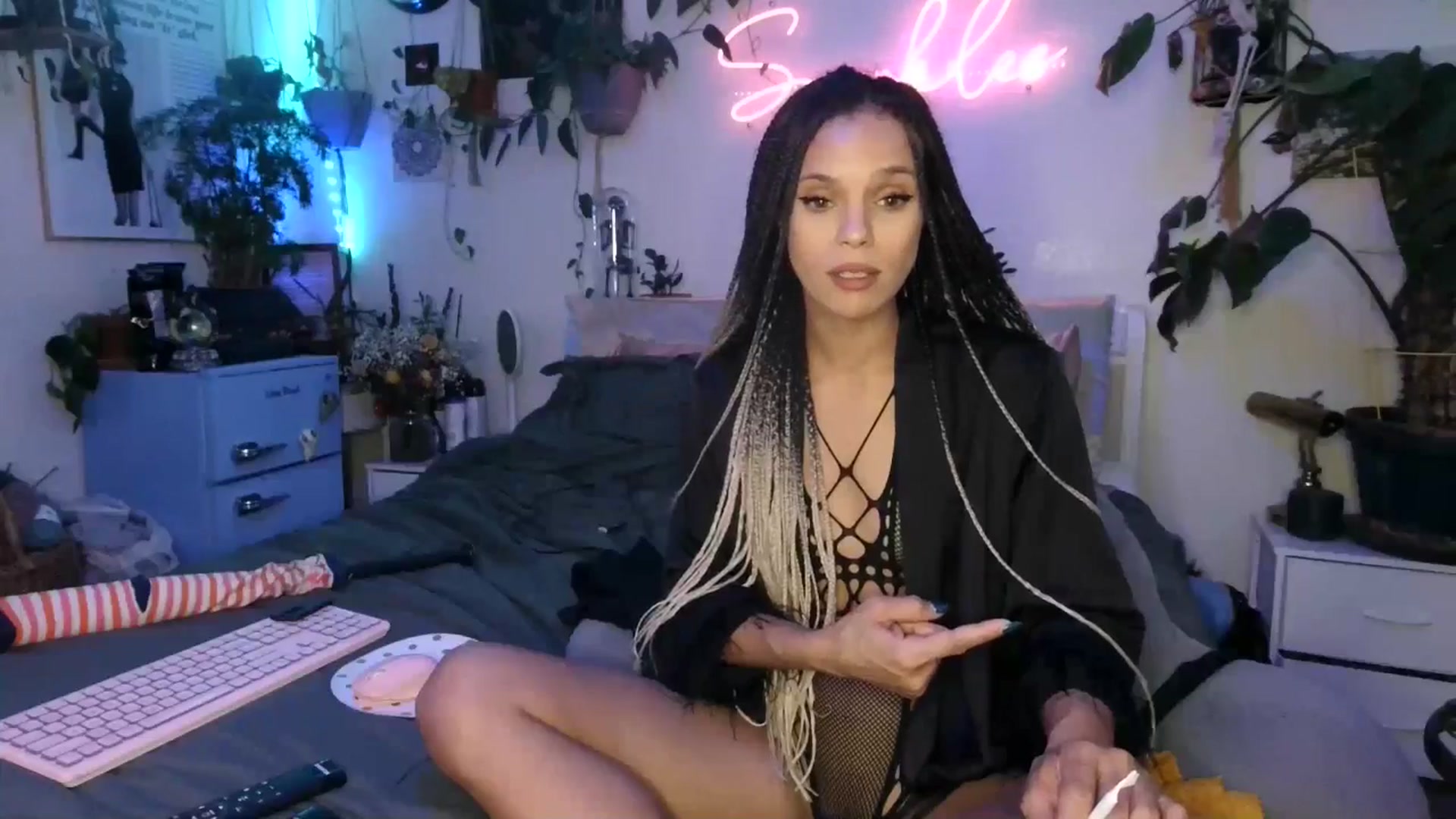 Gallery image thumbnail from SPARKL3S's myfreecams stream on, 12/29/2024, 12:04 image 14 of 20