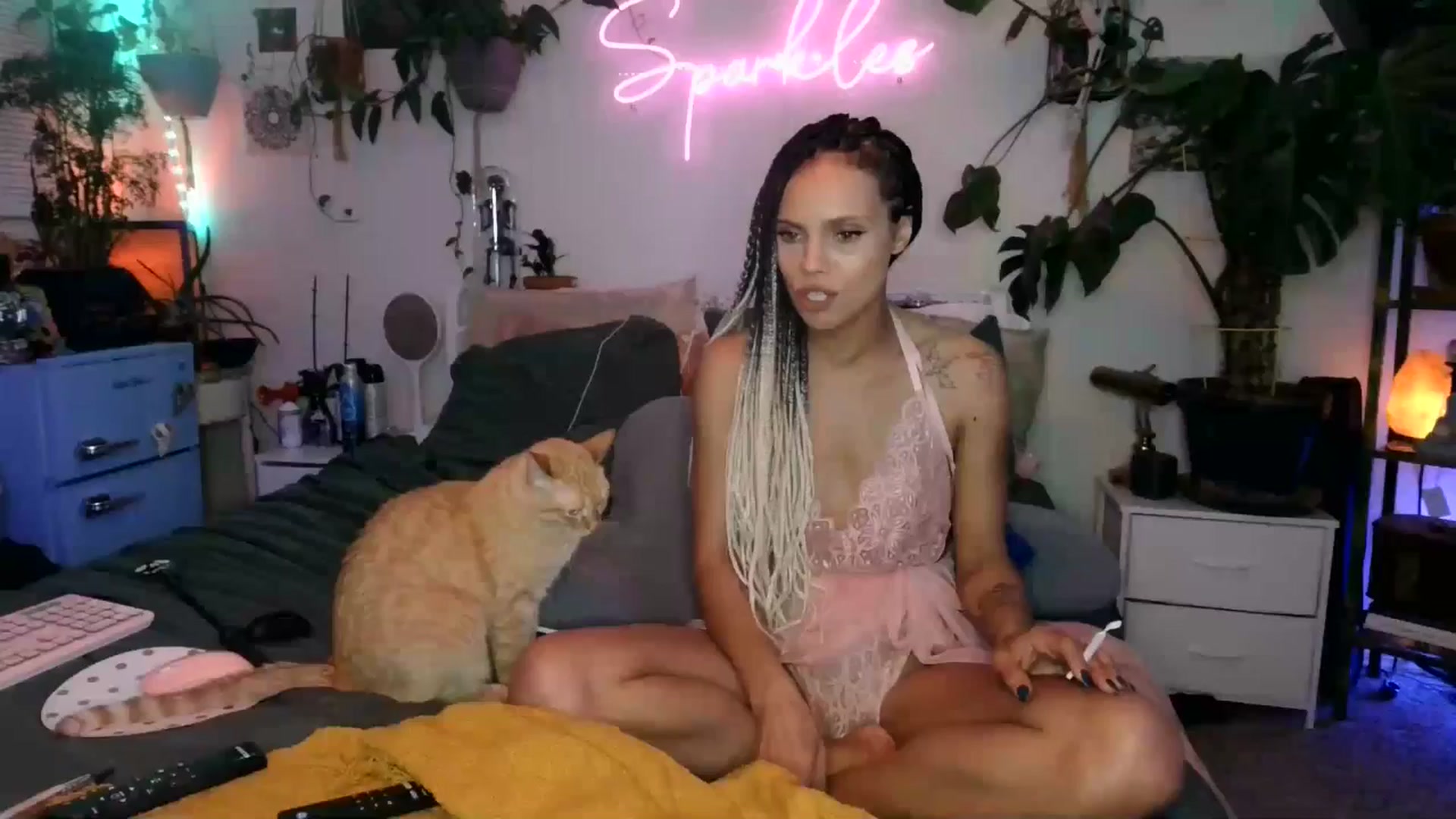 Gallery image thumbnail from SPARKL3S's myfreecams stream on, 01/05/2025, 10:51 image 9 of 20