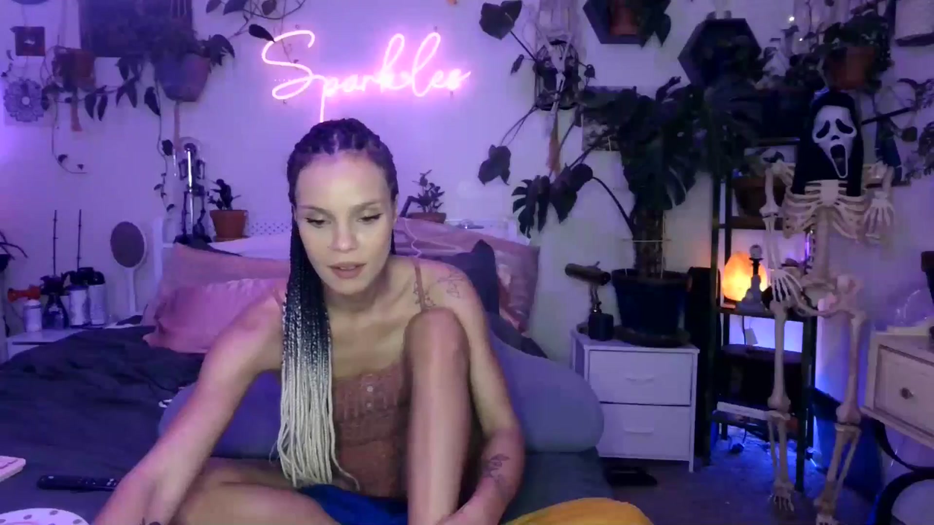 Gallery image thumbnail from SPARKL3S's myfreecams stream on, 01/06/2025, 08:43 image 4 of 20