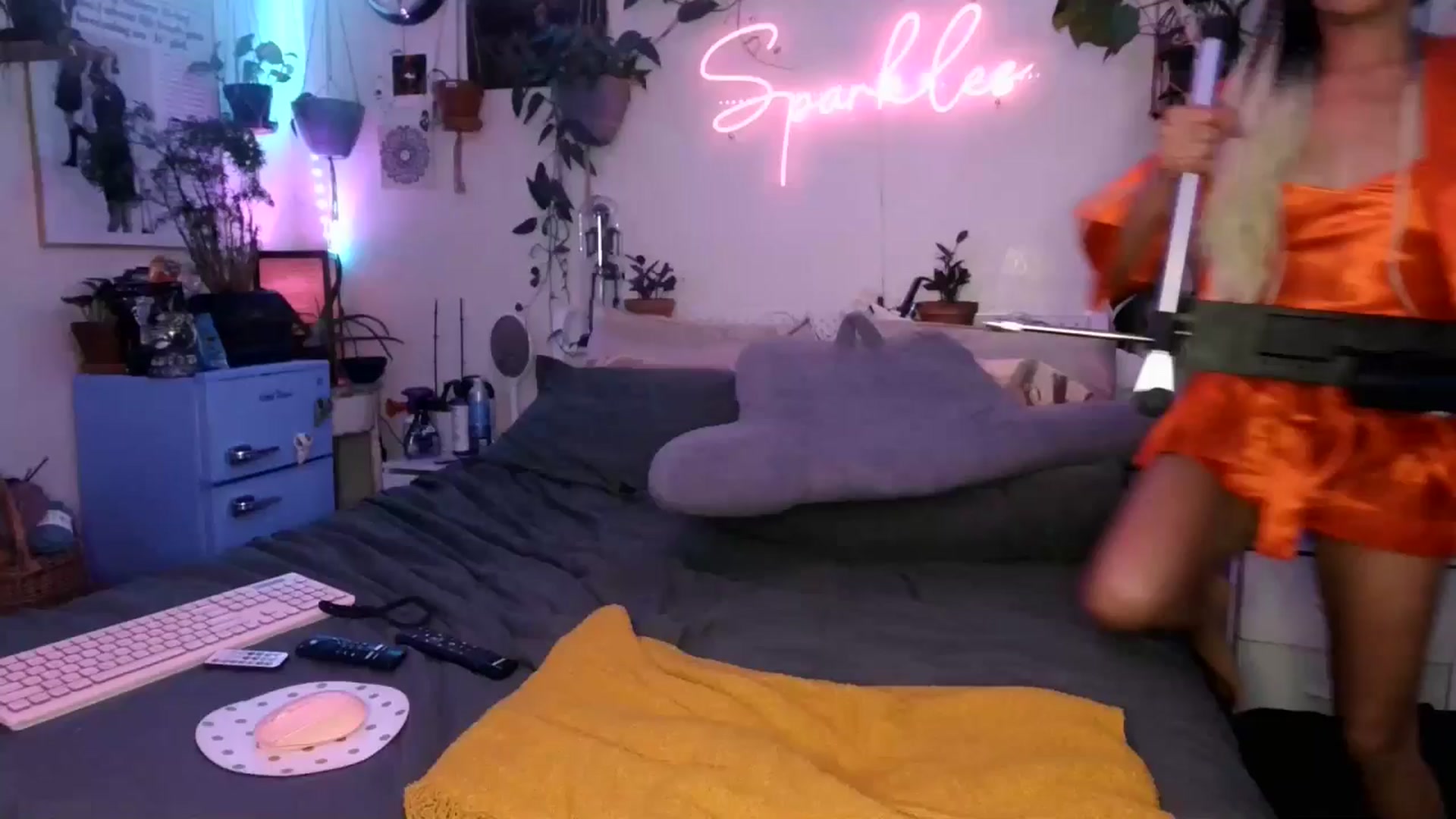 Gallery image thumbnail from SPARKL3S's myfreecams stream on, 01/08/2025, 10:45 image 20 of 20