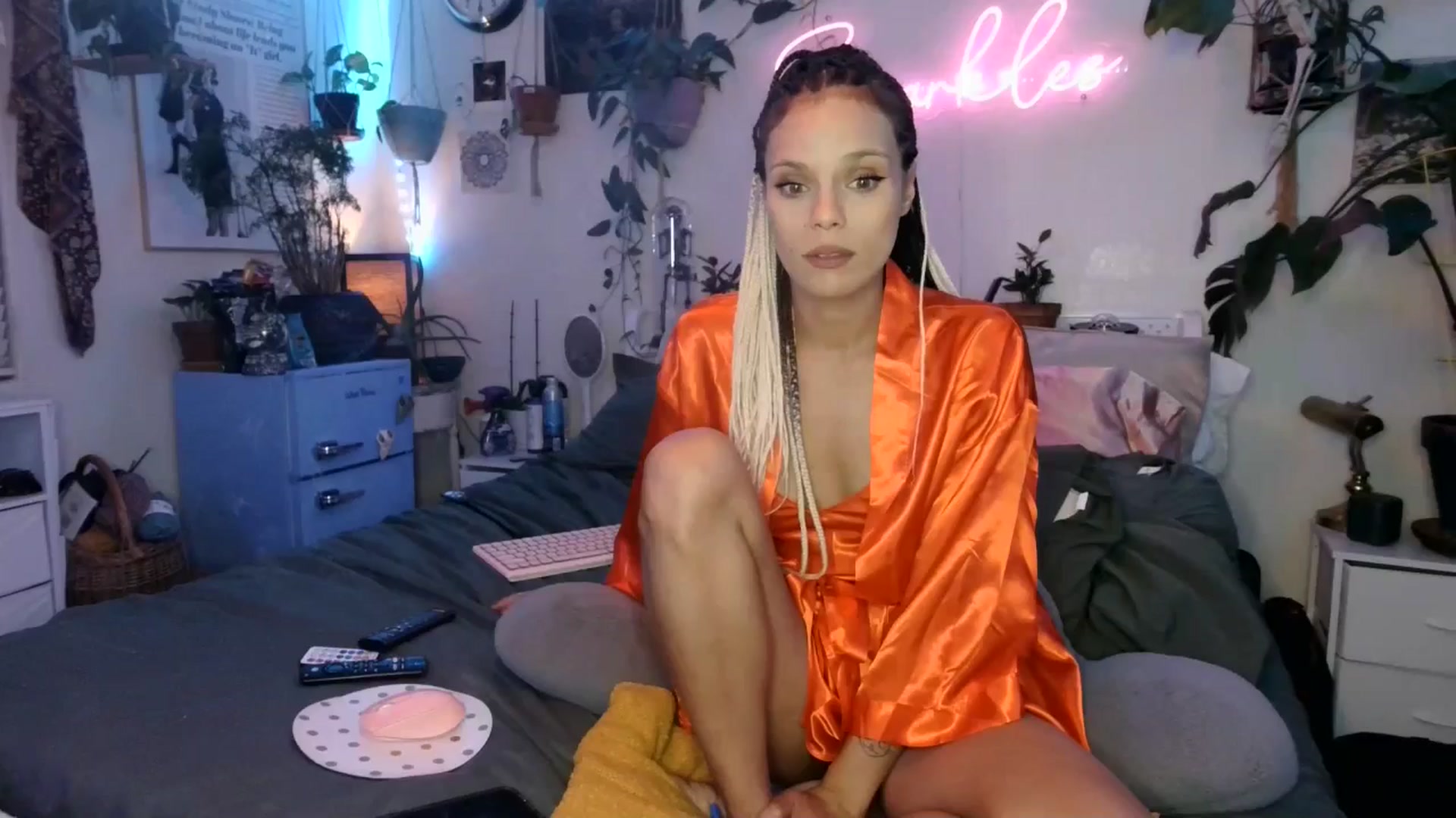 Gallery image thumbnail from SPARKL3S's myfreecams stream on, 01/08/2025, 10:45 image 6 of 20