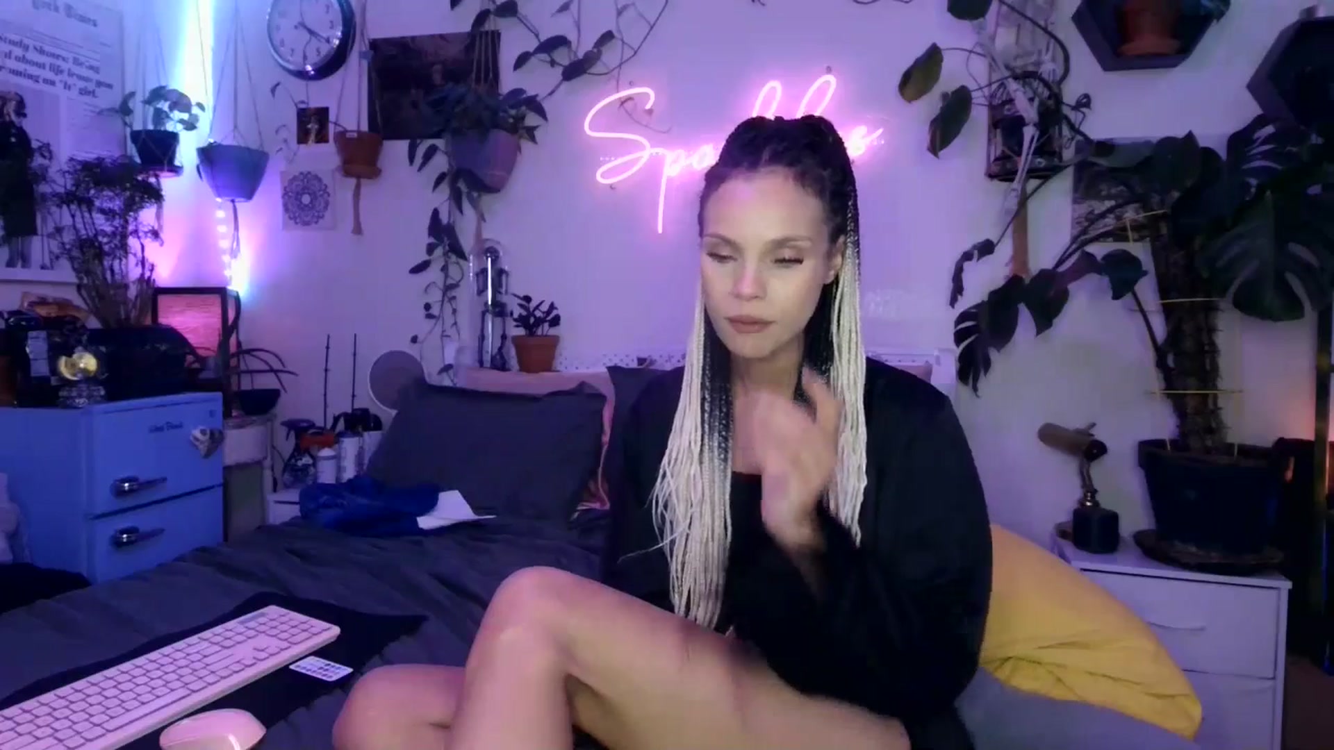 Gallery image thumbnail from SPARKL3S's myfreecams stream on, 01/13/2025, 11:26 image 20 of 20