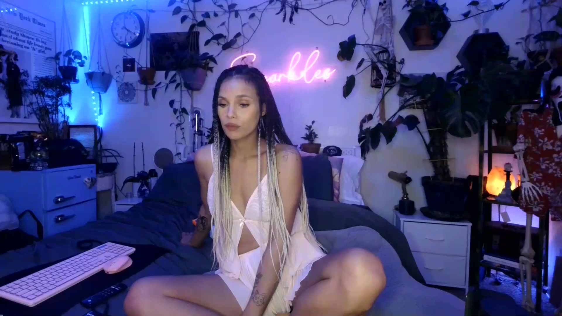 Gallery image thumbnail from SPARKL3S's myfreecams stream on, 01/18/2025, 13:07 image 8 of 20