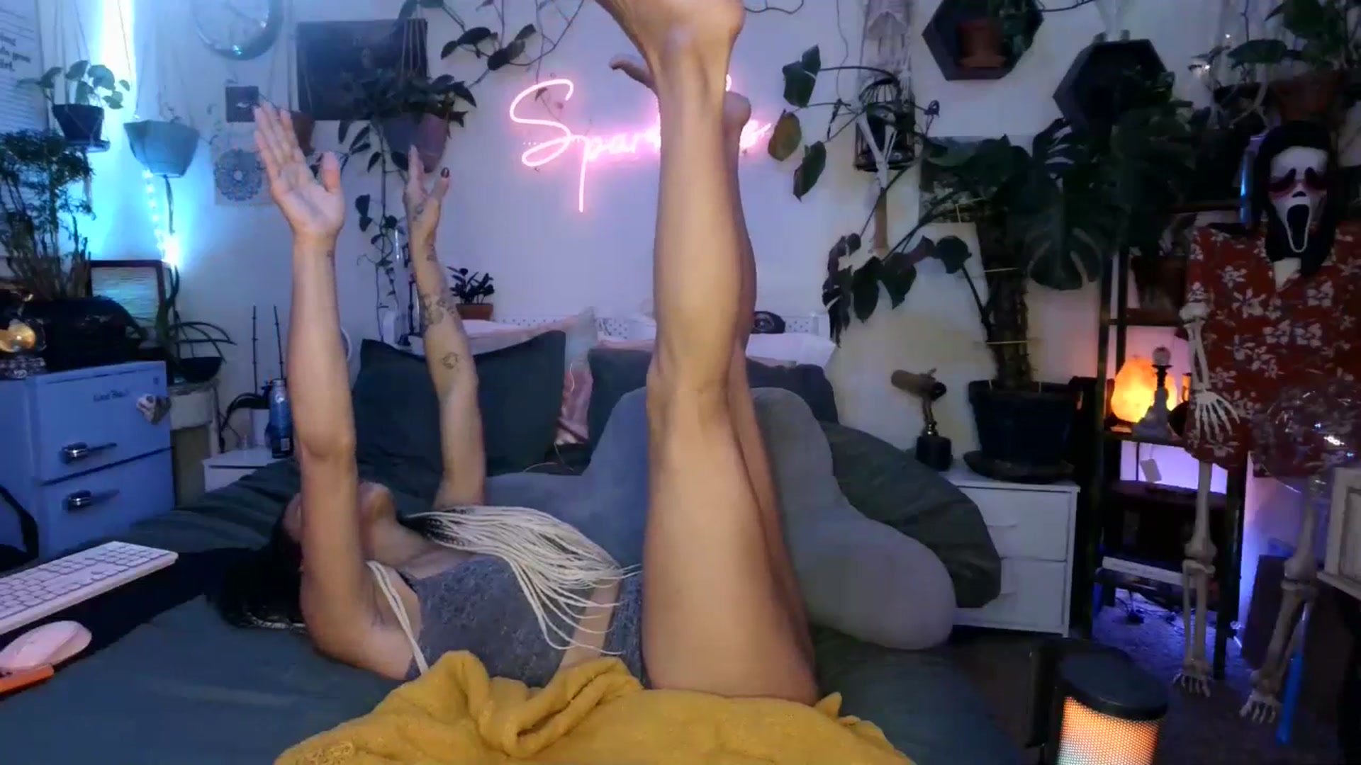 Gallery image thumbnail from SPARKL3S's myfreecams stream on, 01/21/2025, 11:56 image 11 of 20