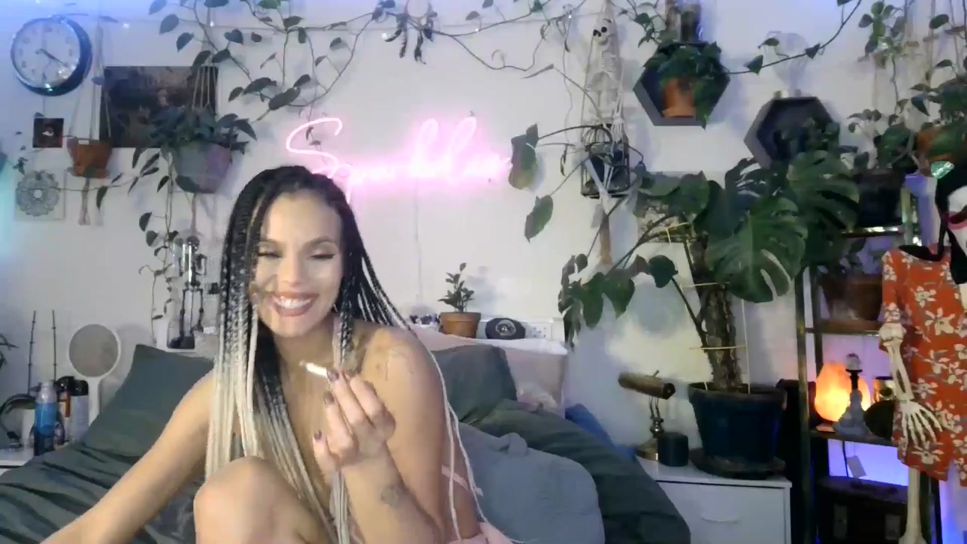 Gallery image thumbnail from SPARKL3S's myfreecams stream on, 01/29/2025, 12:54 image 16 of 20