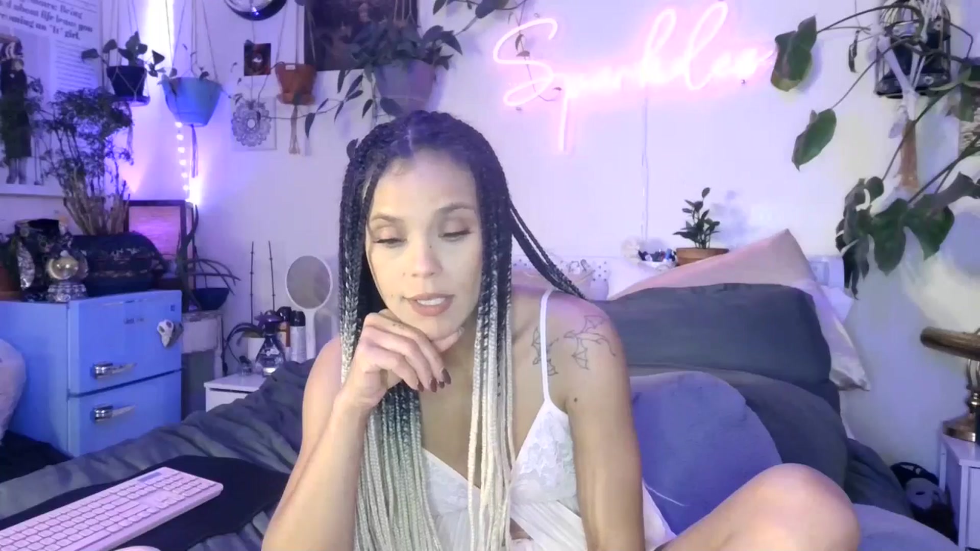 Gallery image thumbnail from SPARKL3S's myfreecams stream on, 02/01/2025, 11:56 image 20 of 20