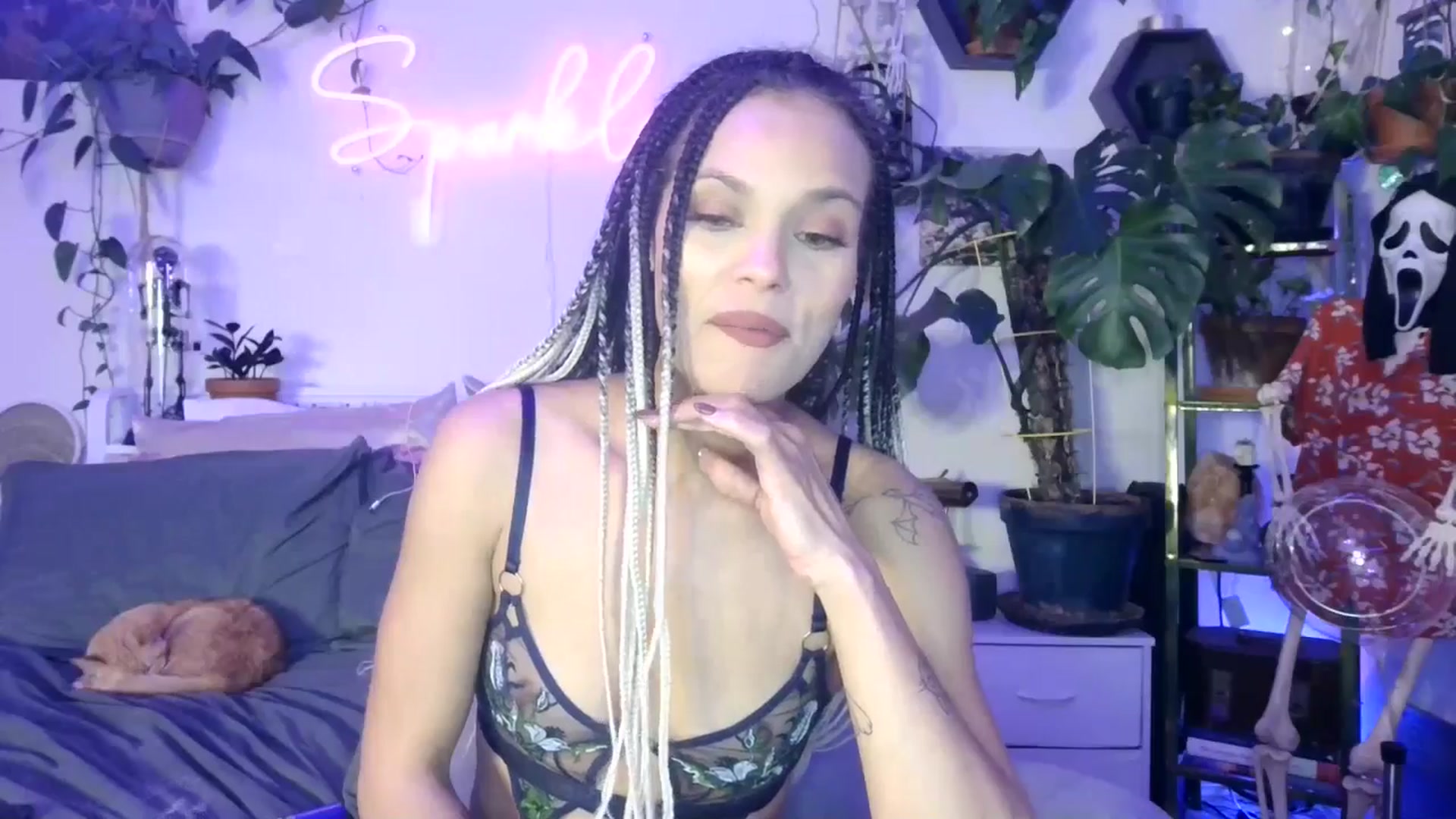 Gallery image thumbnail from SPARKL3S's myfreecams stream on, 02/03/2025, 07:25 image 17 of 20