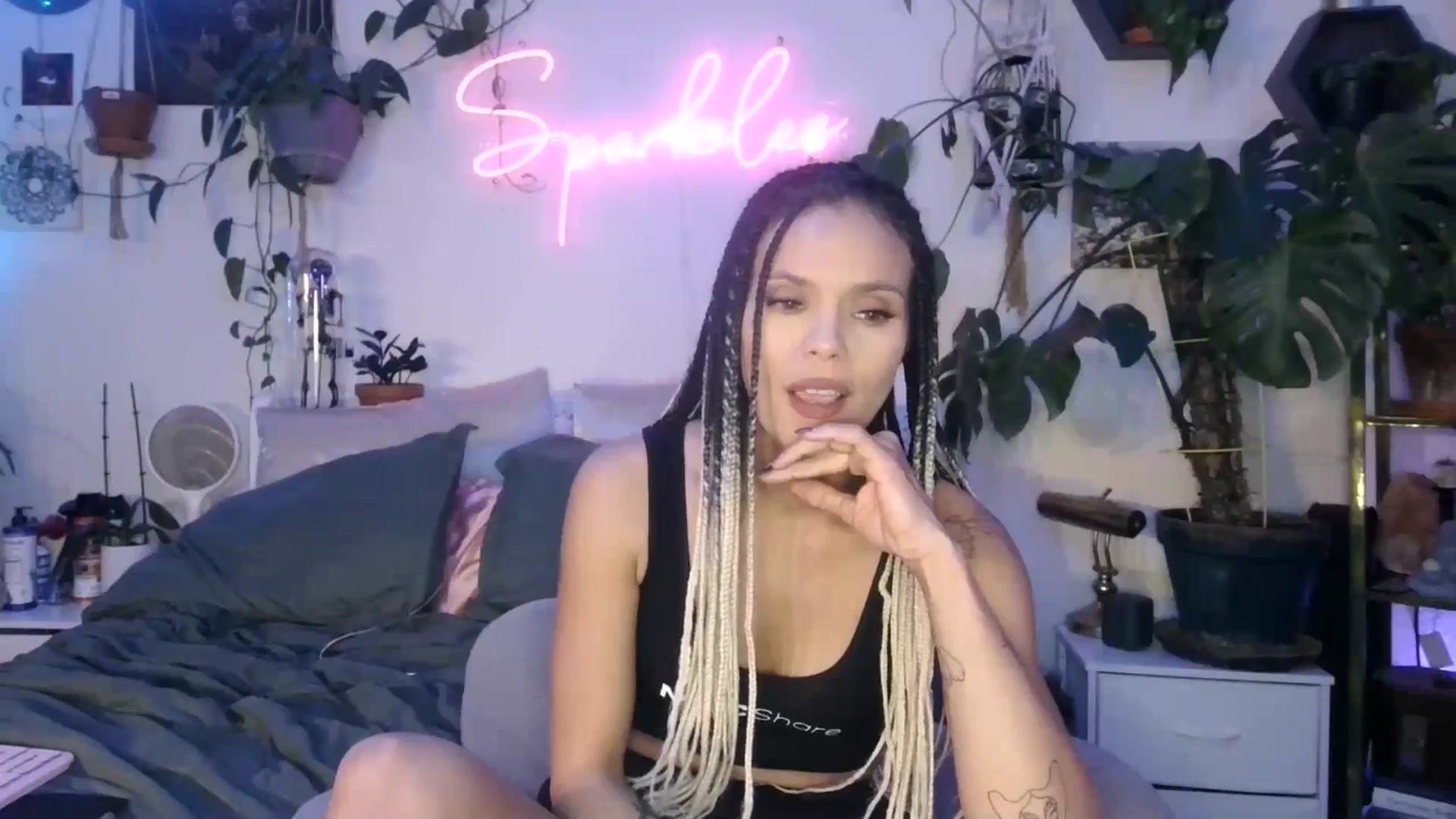 Gallery image thumbnail from SPARKL3S's myfreecams stream on, 02/05/2025, 12:28 image 20 of 20