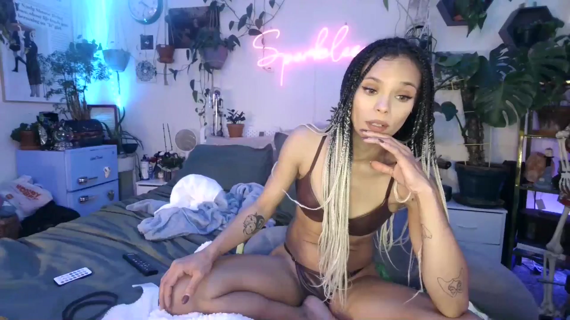 Gallery image thumbnail from SPARKL3S's myfreecams stream on, 02/07/2025, 09:31 image 2 of 20